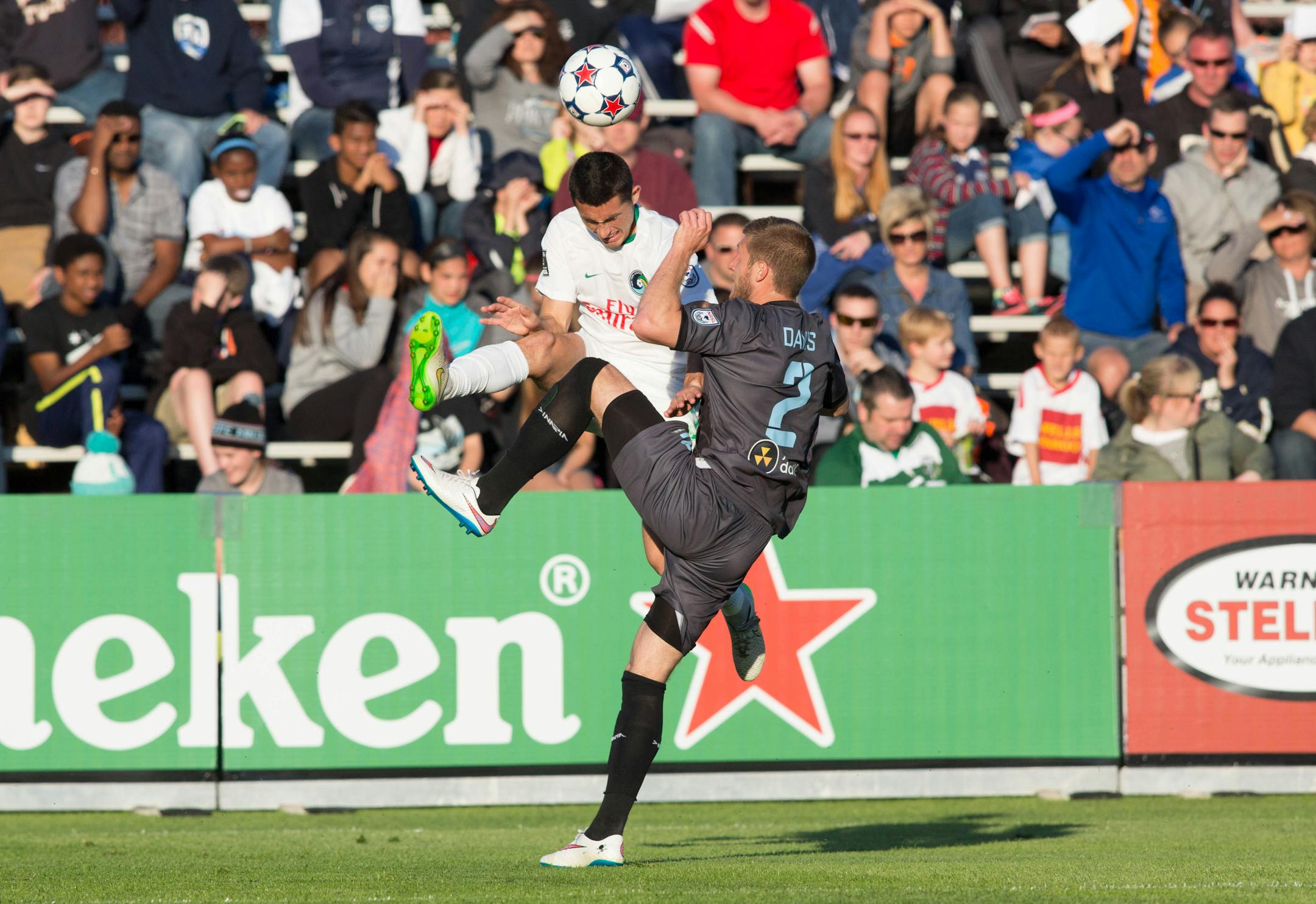 The Cosmos and Minnesota United battled to a 1-1 tie on Saturday night in Blaine.