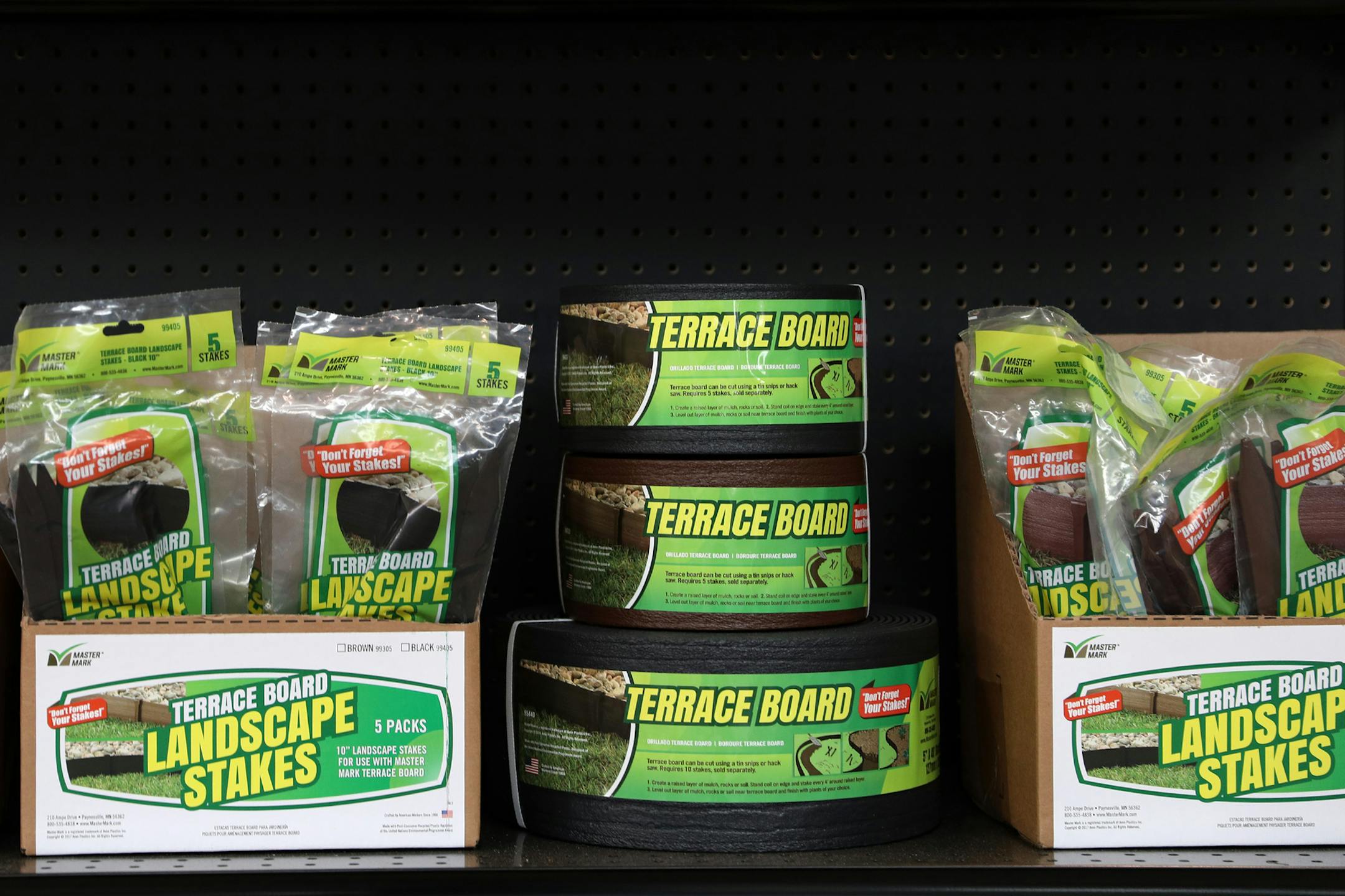 Terrace board. ] ANTHONY SOUFFLE ï anthony.souffle@startribune.com Wayne Gjerde from the Minnesota Pollution Control Agency set up at the Eco Experience building at the Minnesota State Fair to encourage people to recycle Tuesday, Aug. 21, 2018 in St. Paul, Minn.