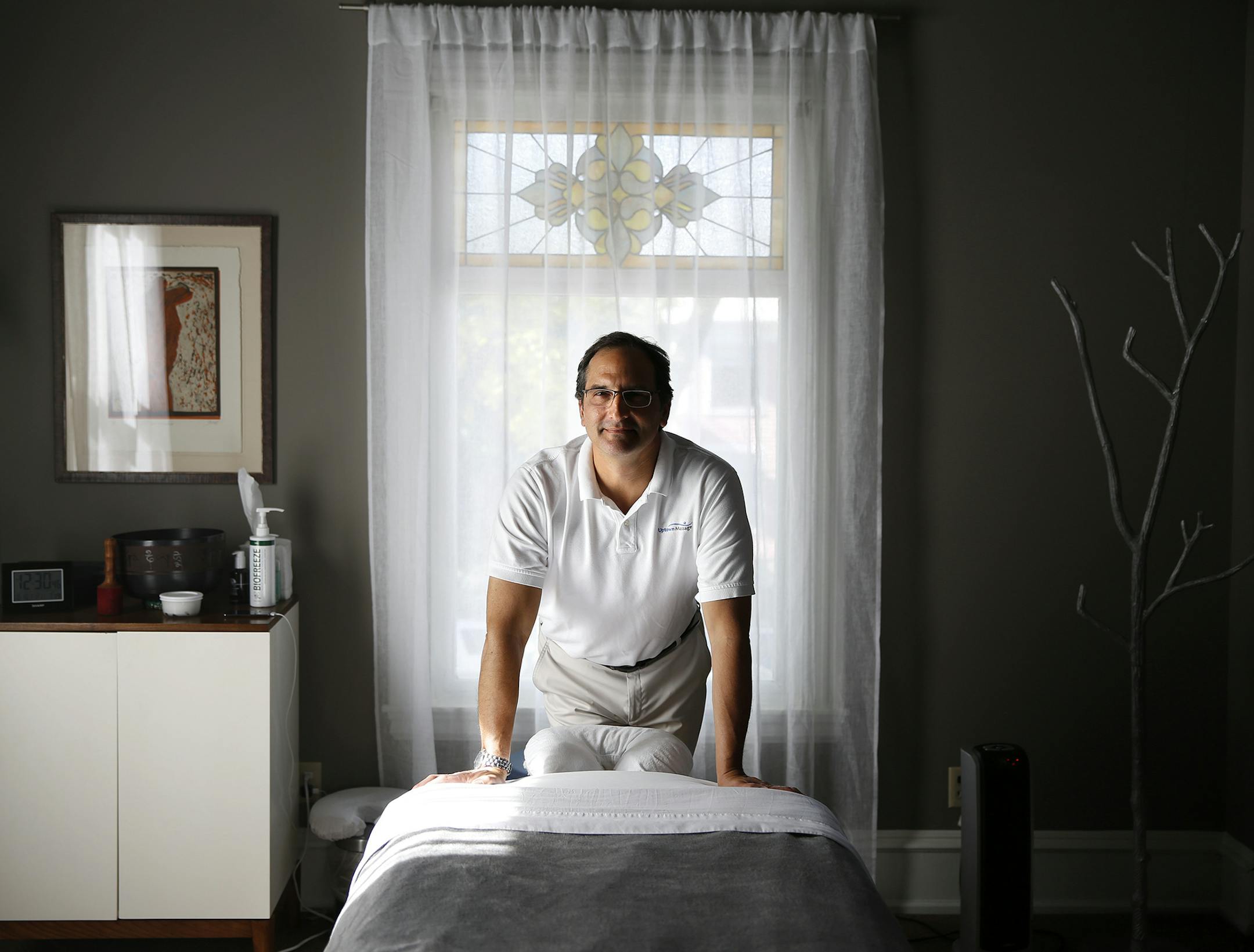 Jeff Goldstein inside his studio Uptown Massage in Minneapolis. ] LEILA NAVIDI leila.navidi@startribune.com / BACKGROUND INFORMATION: Thursday, October 9, 2014. After 32 years as a futures trader, Jeff Goldstein decided to try something different. He became a massage therapist who specializes in helping people with special needs, including drug addicts and clients with life-threatening illnesses.