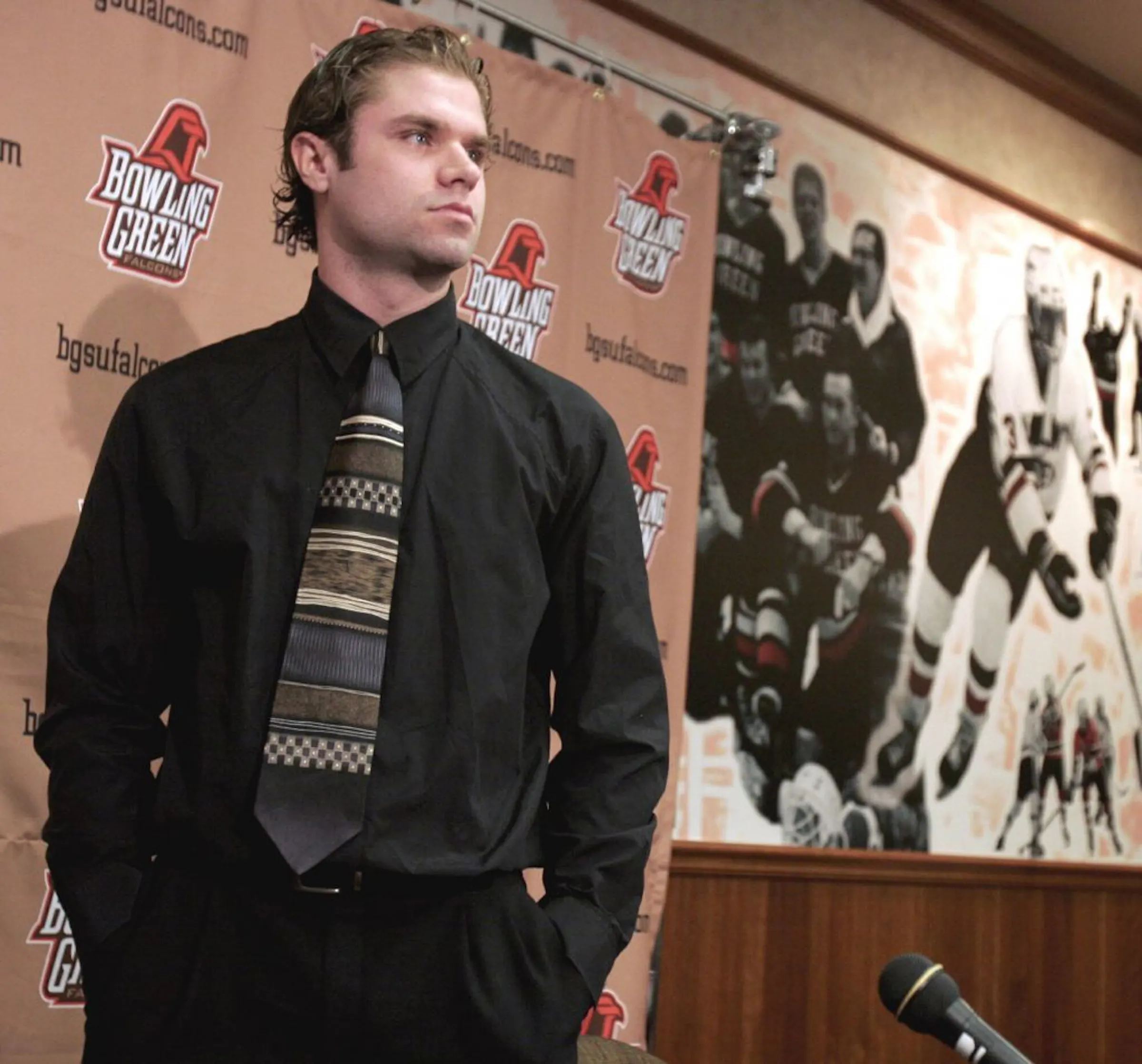 Ex-goalie with MS offers hope Harding can play