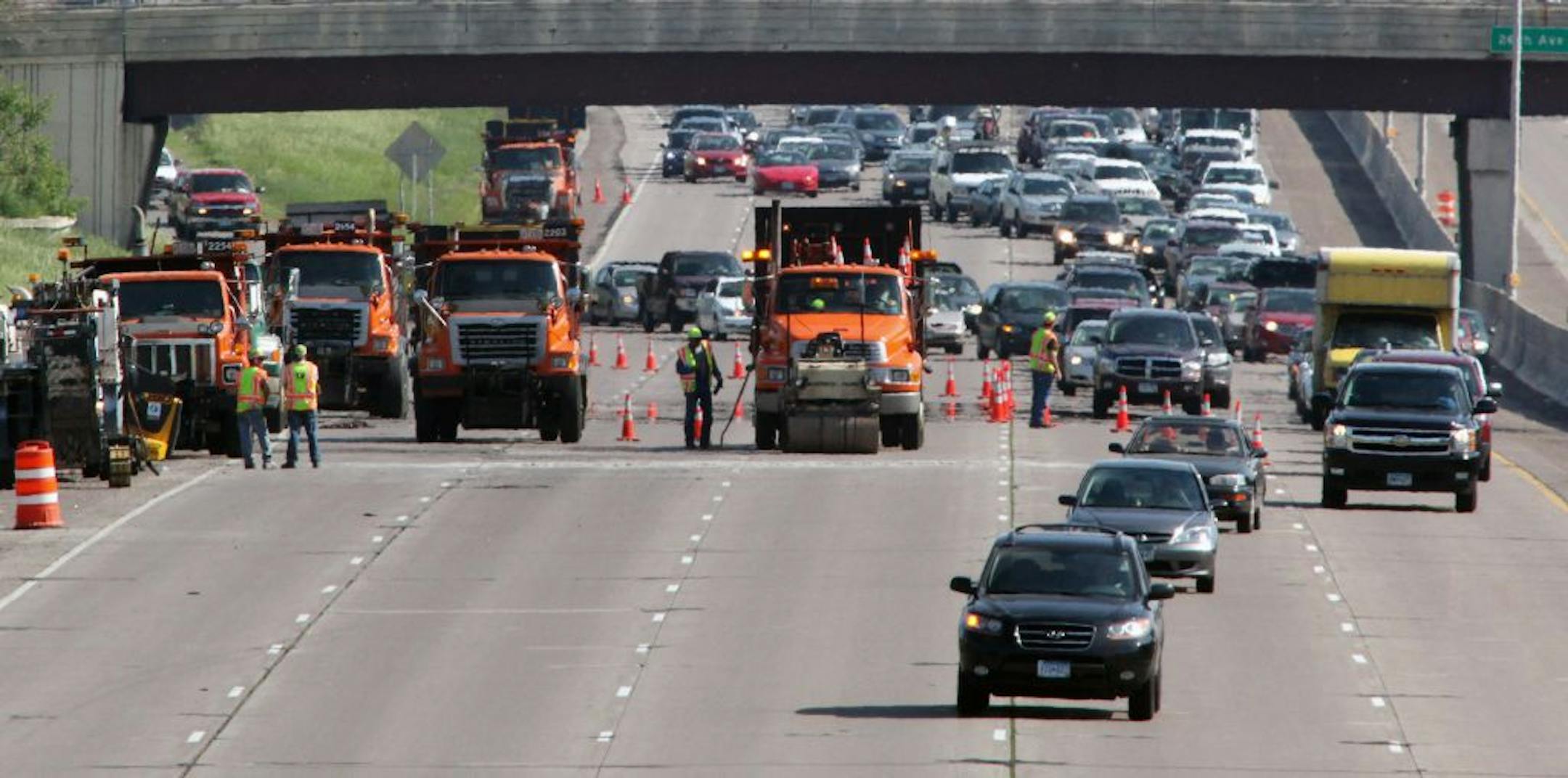 The pavement buckled on I-94 North near 27th Avenue North Monday afternoon, creating a logjam heading out of Minneapolis.