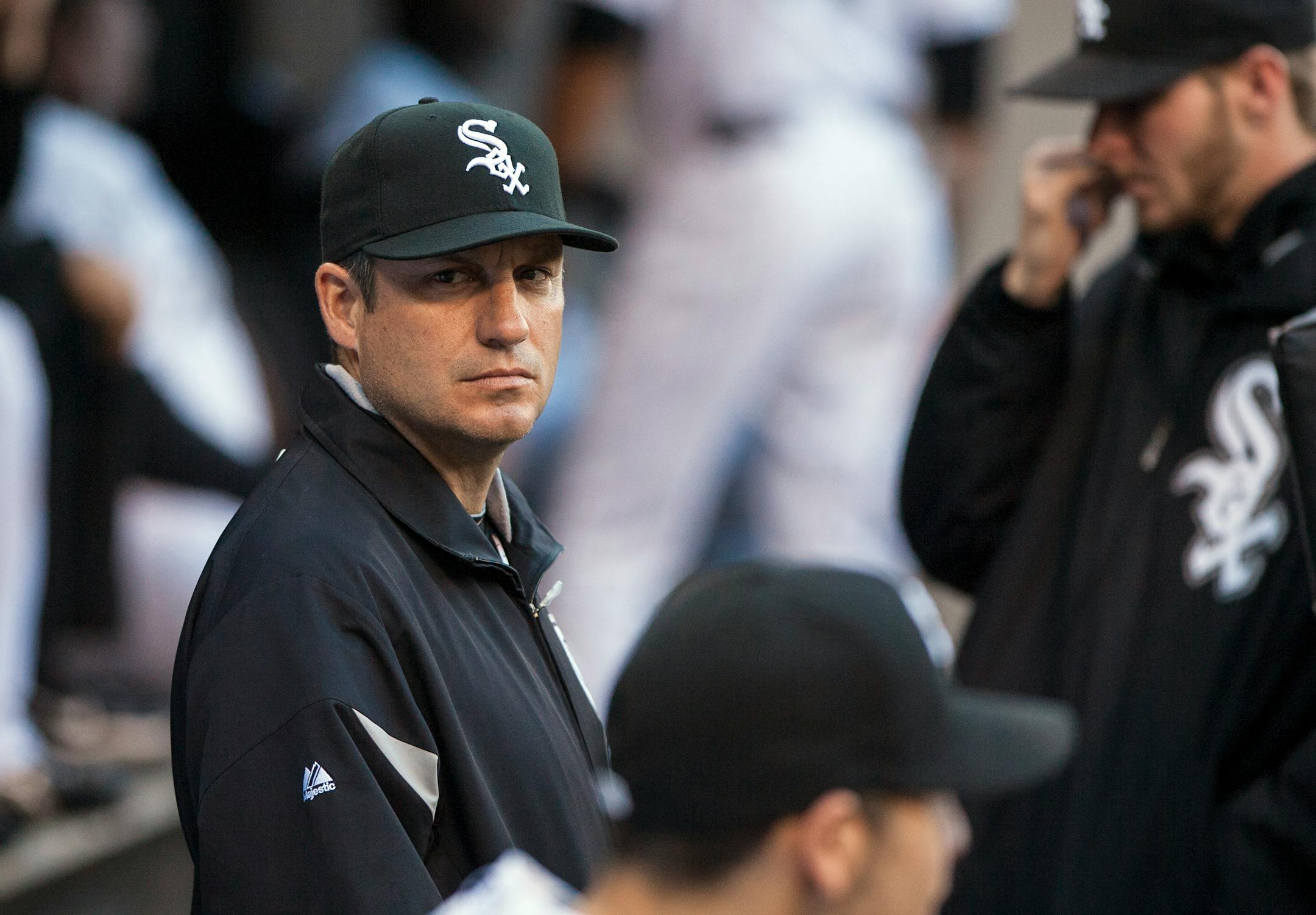 Chicago White Sox manager Robin Ventura waits for the White Sox's baseball game against the Minnesota Twins in Chicago on Tuesday, May 22, 2012. (AP Photo/Charles Cherney)