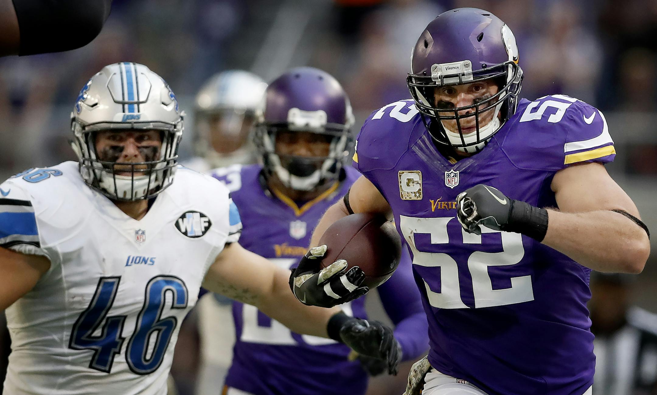 Chad Greenway (52) intercepted a Matthew Stafford pass in the second quarter. ] CARLOS GONZALEZ cgonzalez@startribune.com - November 6, 2016, Minneapolis, MN, US Bank Stadium, NFL, Minnesota Vikings vs. Detroit Lions