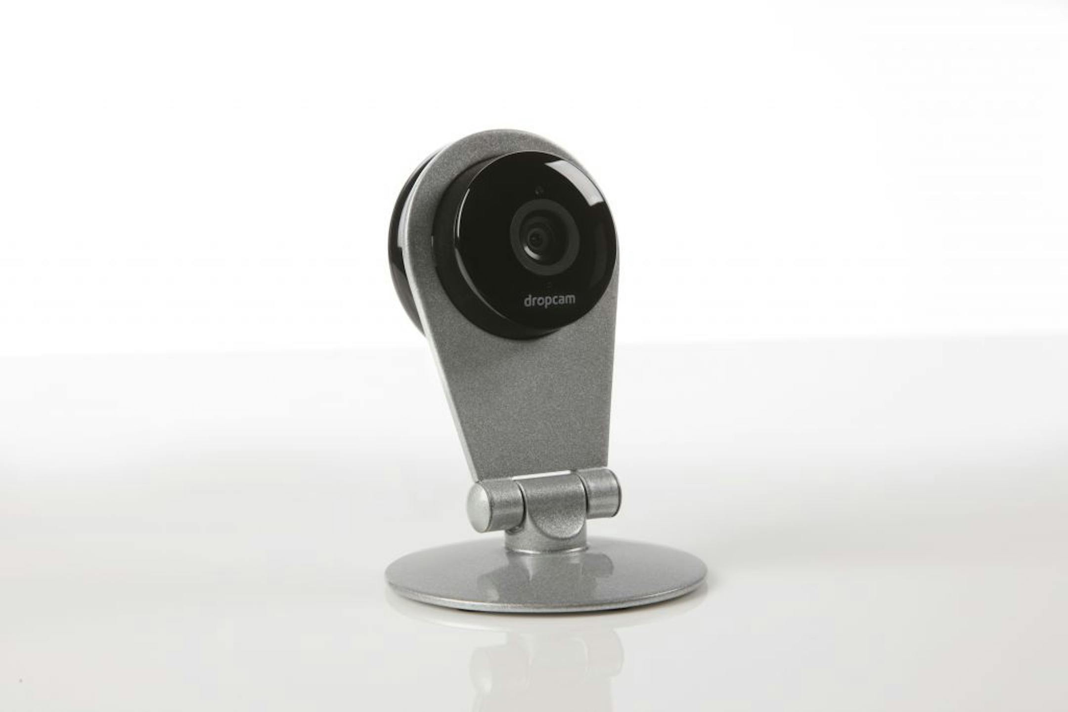 An undated handout photo of the Dropcam HD surveillance camera. The $150 camera aims to hit the middle ground, serving as a decent child monitor or home security camera. (Handout via The New York Times) -- NO SALES; FOR EDITORIAL USE ONLY WITH STORY SLUGGED CIR-GEEK-NOTES. ALL OTHER USE PROHIBITED.