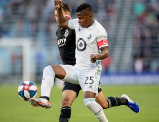 Minnesota United's Darwin Quintero (25) ended a goal drought last week vs. Sporting Kansas City, boosting his confidence heading into Tuesday's game.