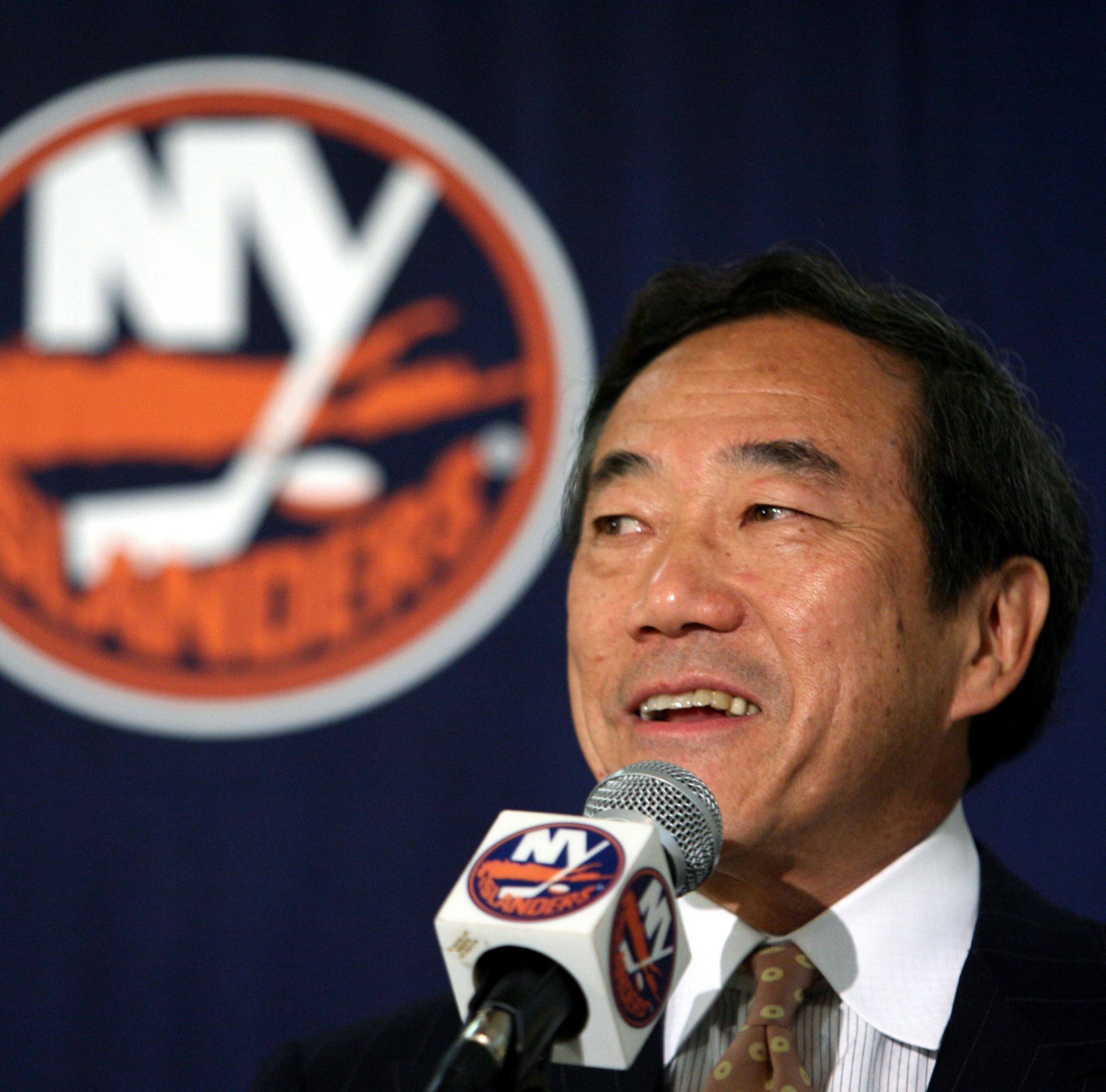 FILE - In this June 8, 2006, file photo, New York Islanders owner Charles Wang addresses members of the media during a news conference, in Uniondale, N.Y. Wang, a technology company founder who formerly owned the New York Islanders hockey team has died. He was 74. His attorney John McEntee says in an emailed statement that Wang died Sunday, Oct. 21, 2018, in Oyster Bay, N.Y. (AP Photo/Mary Altaffer, File)