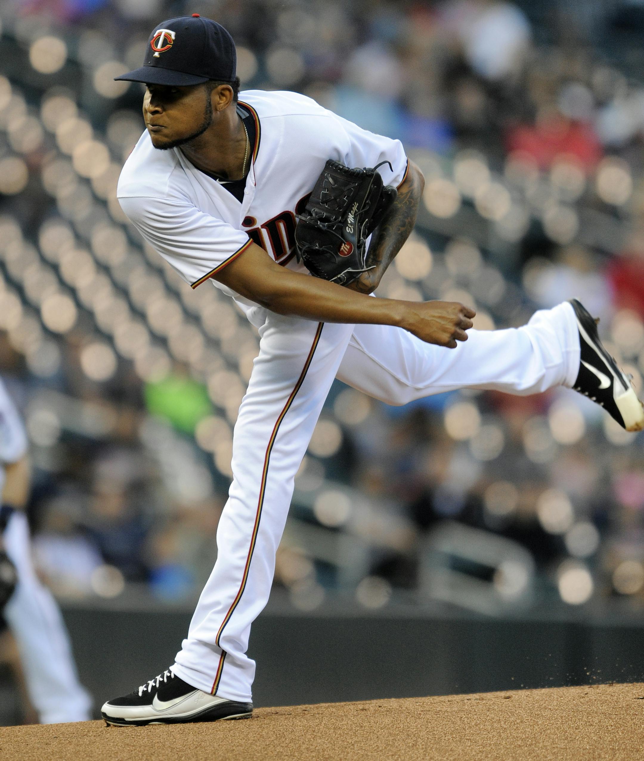 Minnesota Twins pitcher Ervin Santana throws against the Chicago White Sox during the first inning of a baseball game Thursday, Sept. 1, 2016, in Minneapolis. (AP Photo/Tom Olmscheid)