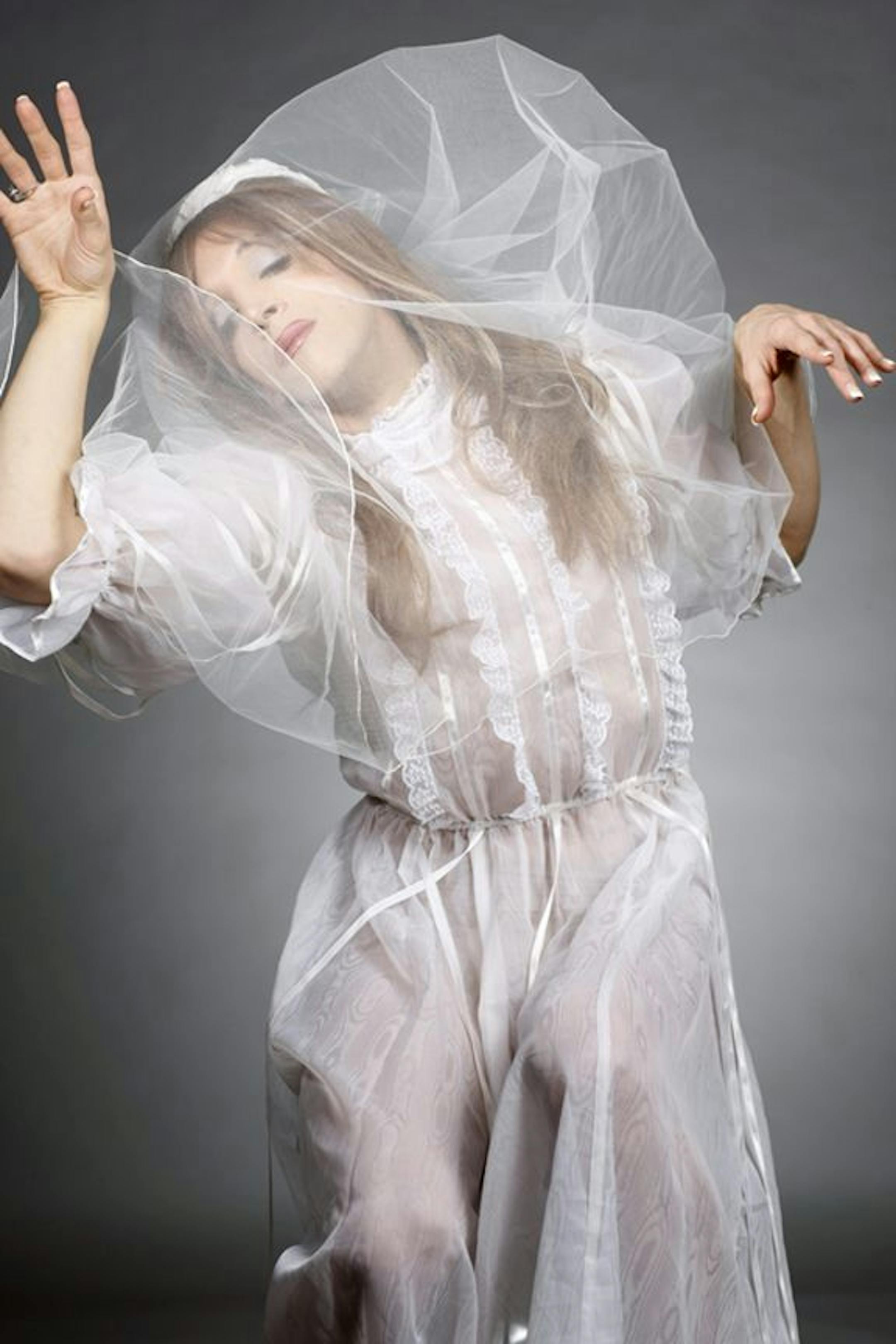 Justin Leif in "Queertopia"