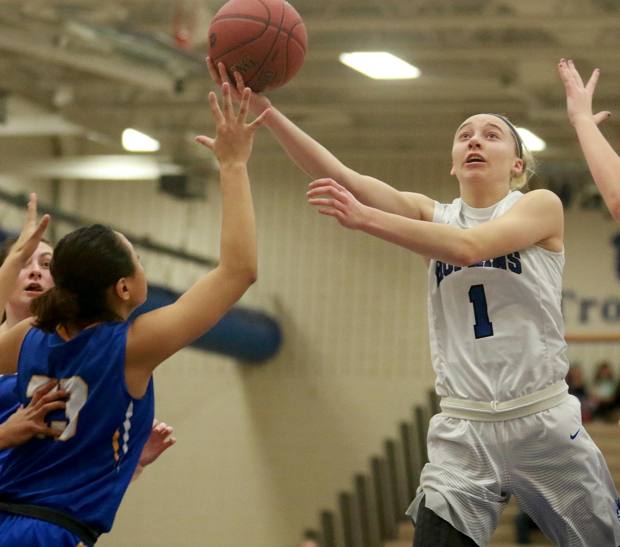 Hopkins Paige Bueckers (1) drives for a basket against Wayzata's Jasmine Smiley (23) during the first half of Girls' baskeball action at Wayzata High Friday, Jan 12, 2018, in Plymouth , MN.] DAVID JOLES ï david.joles@startribune.com Girls' baskeball, Hopkins at Wayzata