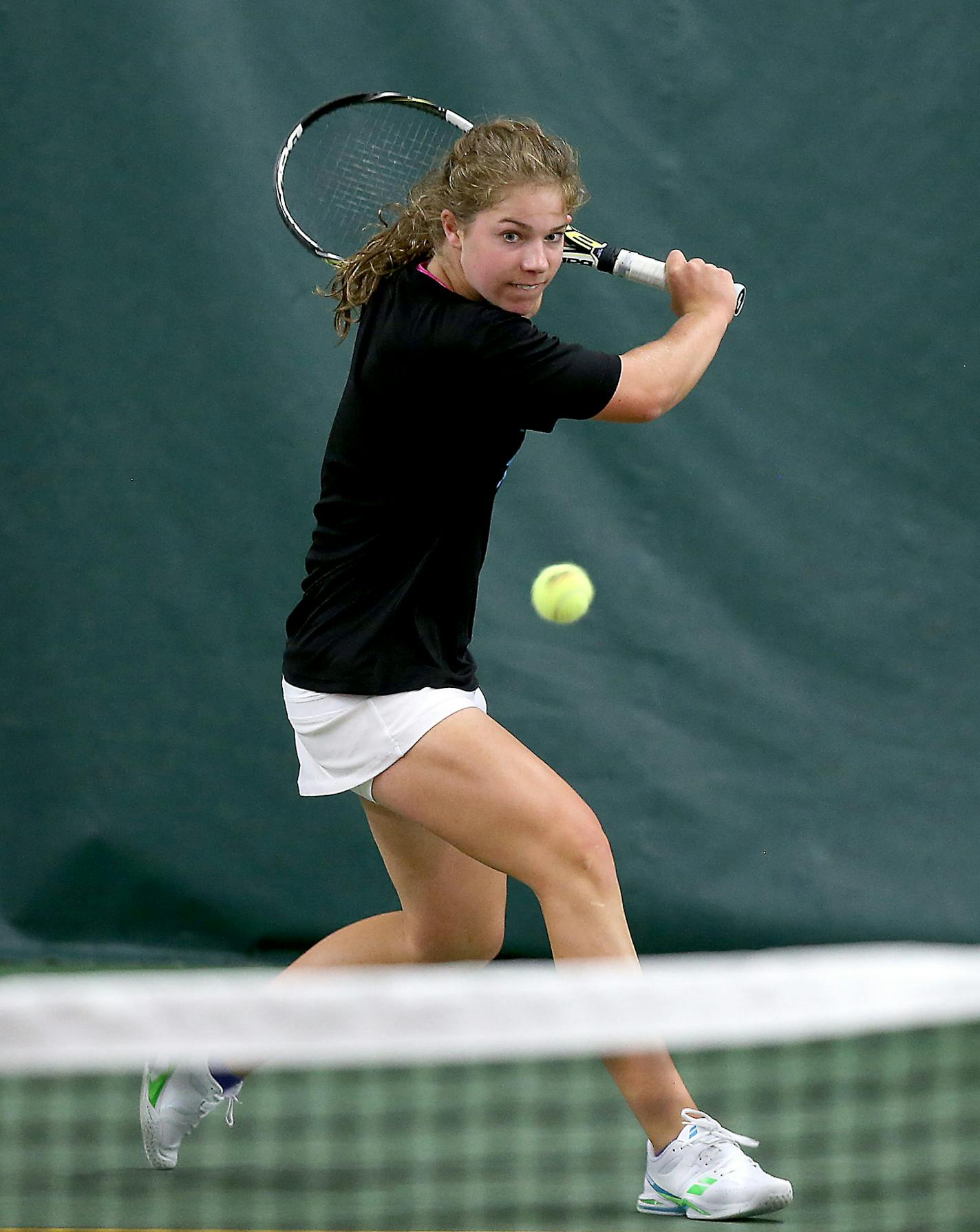 Rochester Century's Jessie Aney took on Edina's Michael O'Neil during the quarterfinals of the boys' tennis state tournament, Class 2A, at the U of M Baseline Tennis Center, Tuesday, June 2, 2015 in Minneapolis, MN. Aney won the match 6-2, 6-2. ] (ELIZABETH FLORES/STAR TRIBUNE) ELIZABETH FLORES &#x2022; eflores@startribune.com