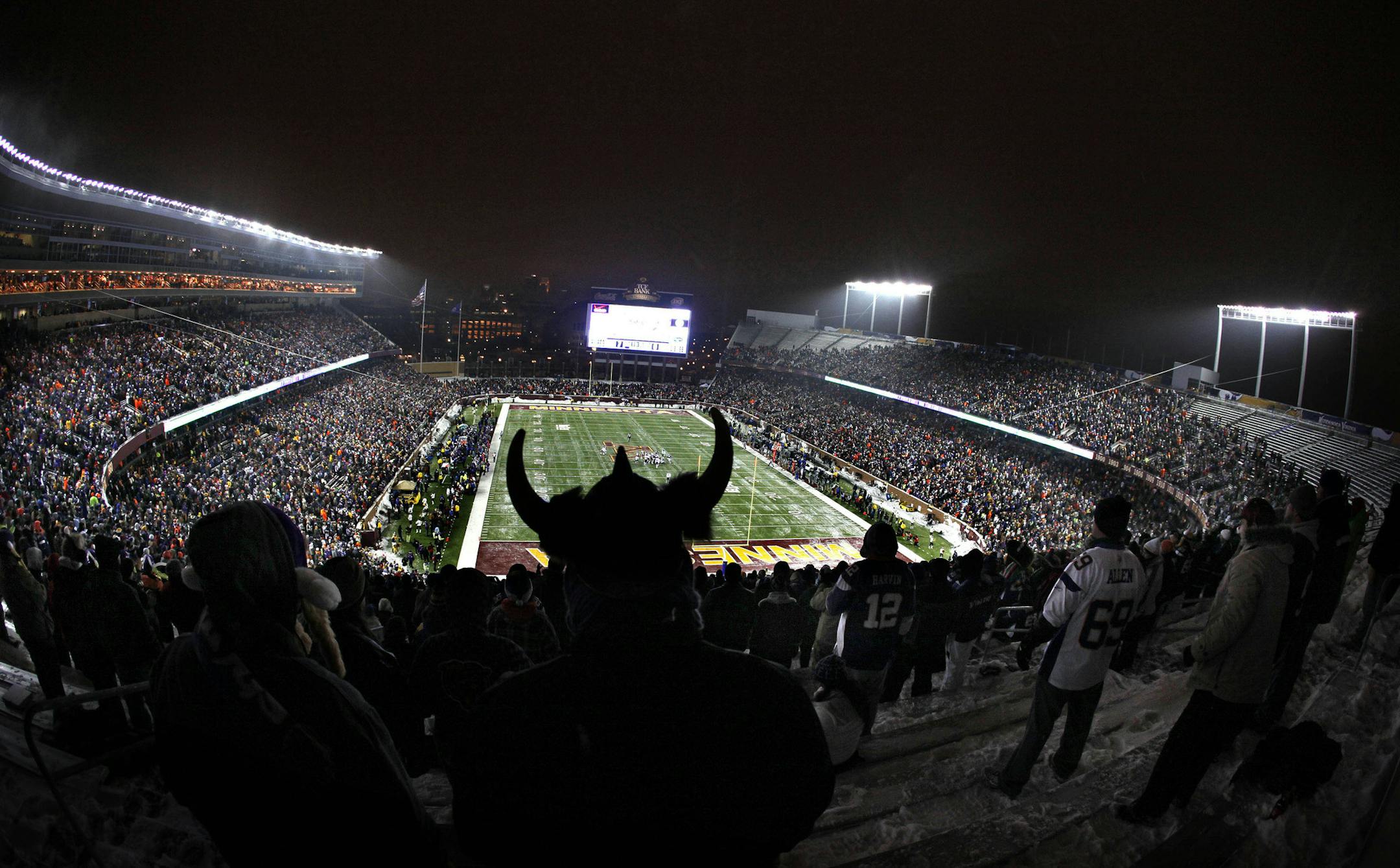 Enthusiastic fans at TCF Bank Stadium.