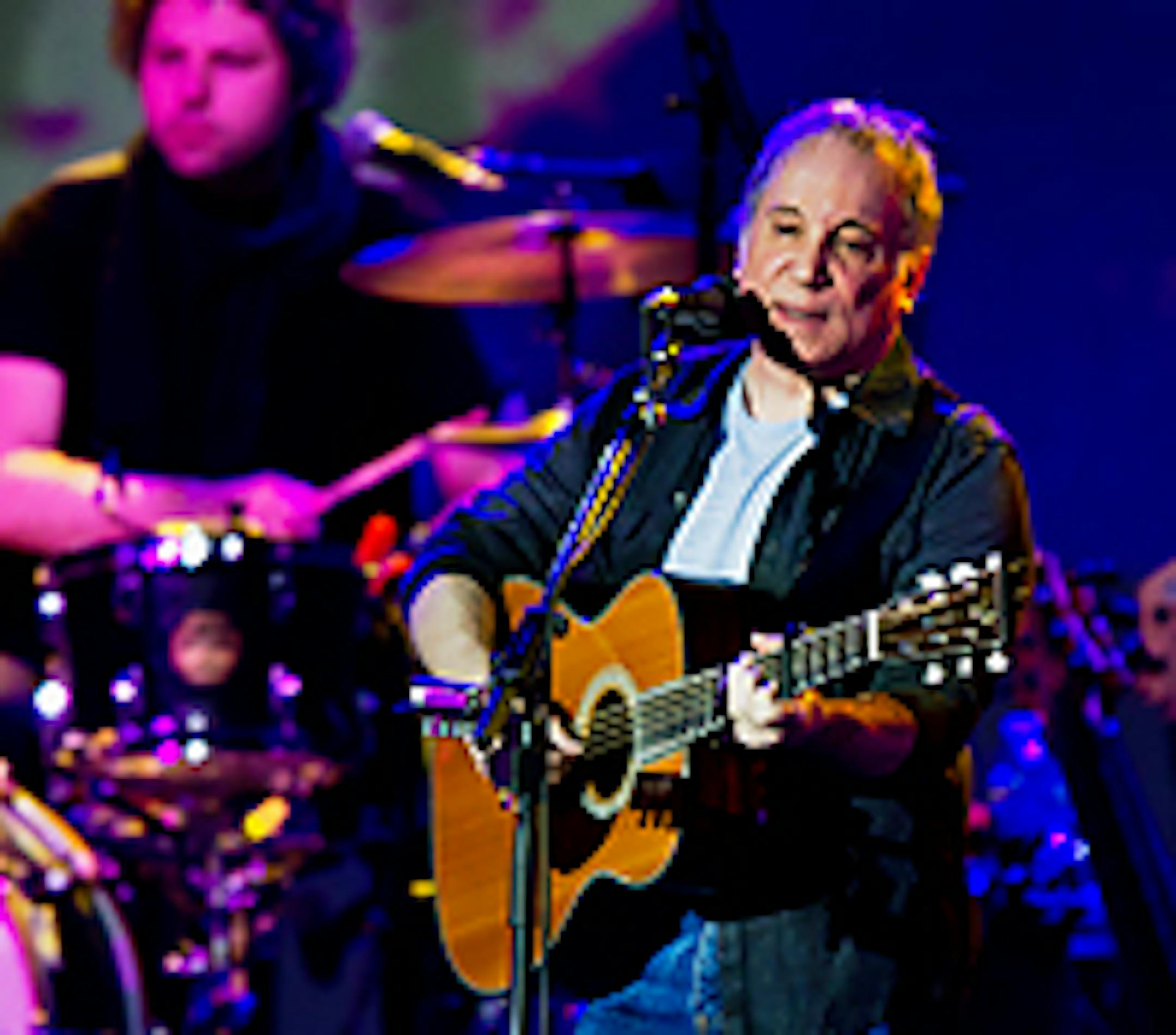 Paul Simon at the Minneapolis Convention Center on Monday