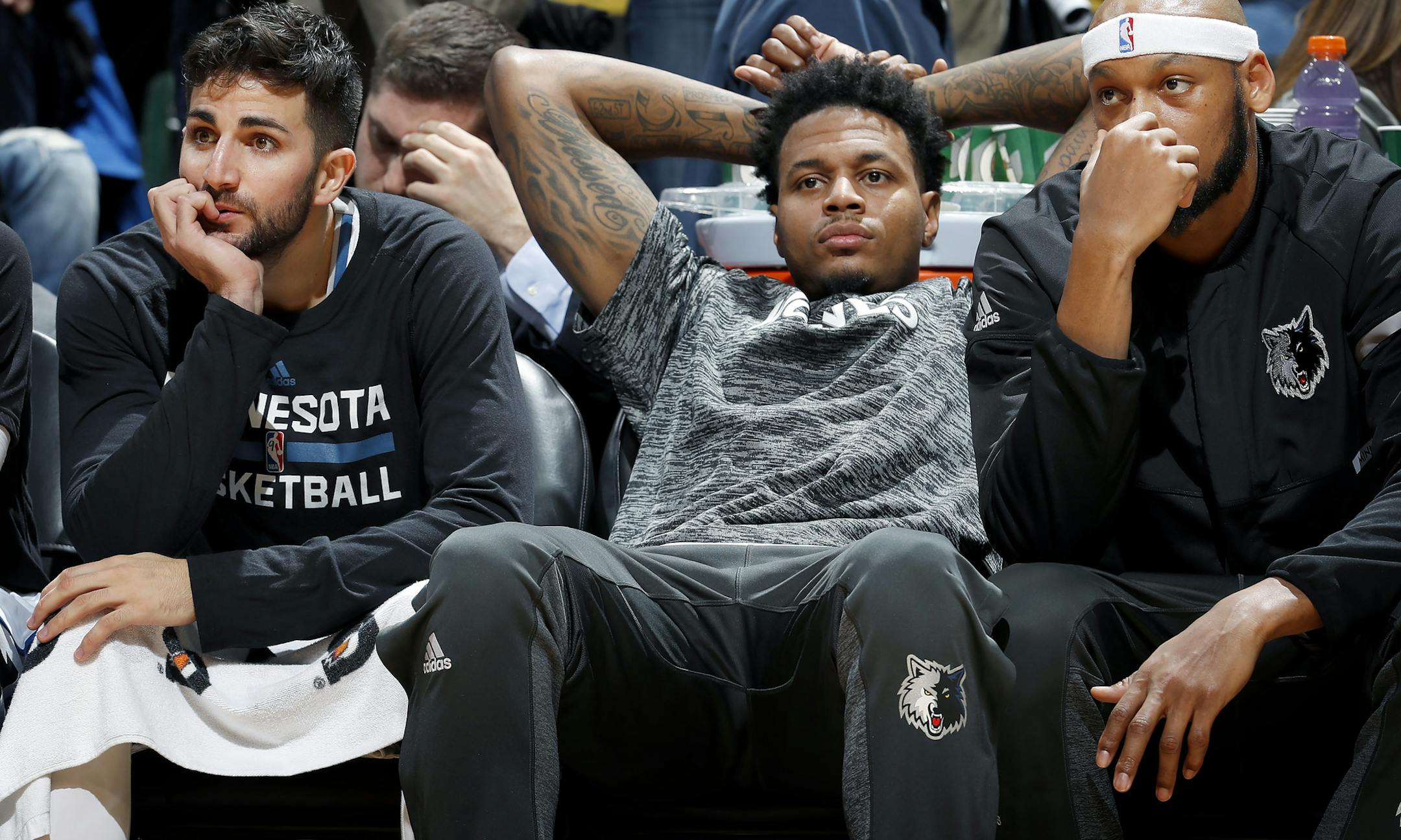 Ricky Rubio, Brandon Rush and Adreian Payne sat on the bench late in the fourth quarter. Utah beat Minnesota by a final score of 112-103. ] CARLOS GONZALEZ cgonzalez@startribune.com - November 28, 2016, Minneapolis, MN, Target Center, NBA, Minnesota Timberwolves vs. Utah Jazz