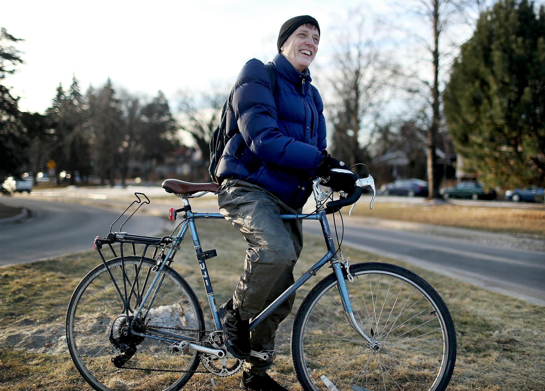 Tim Starr, 55, of Minneapolis was spotted commuting to his job as a professor and cancer researcher at the University of Minnesota. The longtime bike commuter ó about 15 years ó is a fan of the changes heís seen that accommodate the biking lifestyle of so many Twin Citians.† Star was seen on his old Fuji bike Wednesday, Feb. 15, 2017, near the Franklin Avenue Bridge in Minneapolis, MN.] DAVID JOLES ï david.joles@startribune.com iCycle--an occasional series on urban cyc
