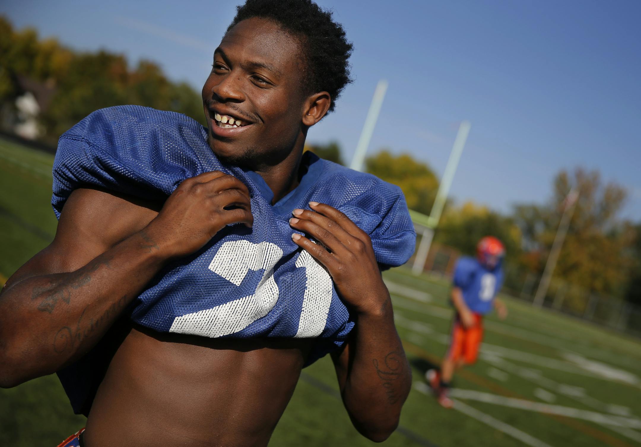 After verbally committing to the Gophers, Washburn running back Jeff Jones now lists Minnesota, Iowa State, Michigan State, Missouri and others as college possibilities.