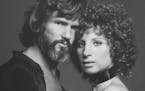 warner bros. file Kris Kristofferson and Barbra Streisand in "a star is born" 1976