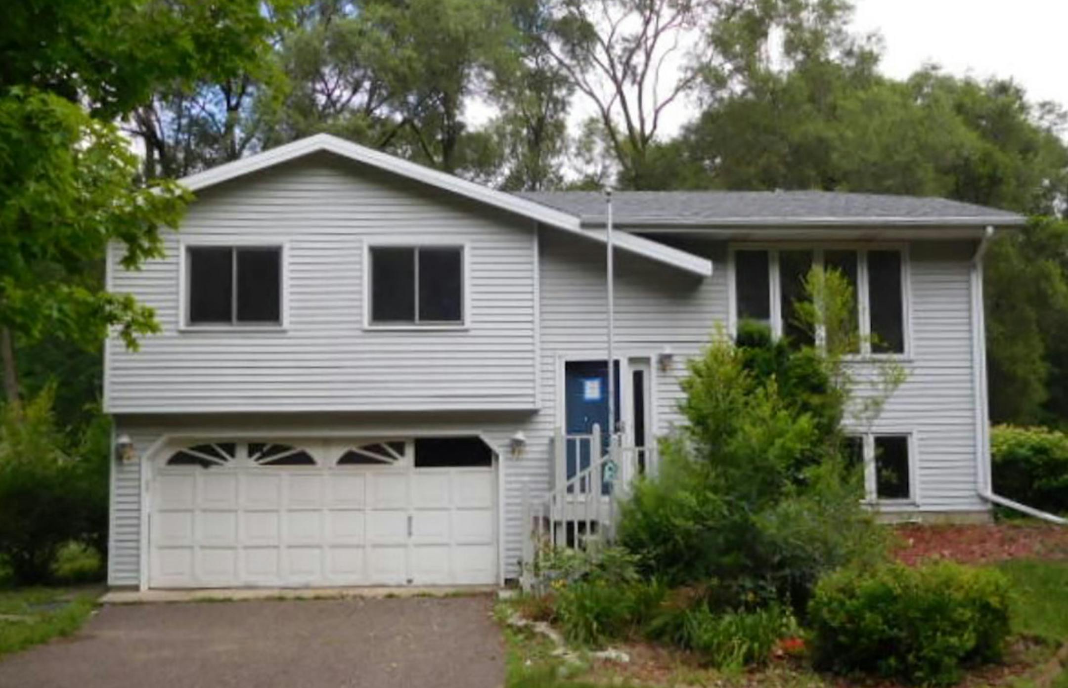 Lakeland
Built in 1988, this two-bedroom, two-bath house has 1,080 square feet and features two bedrooms on one level, hardwood floors, full unfinished basement, deck, porch,fenced yard and two-car tuckunder garage. Listed by Michael Olsen, Keller Williams Premier Realty, 612-759-7091.