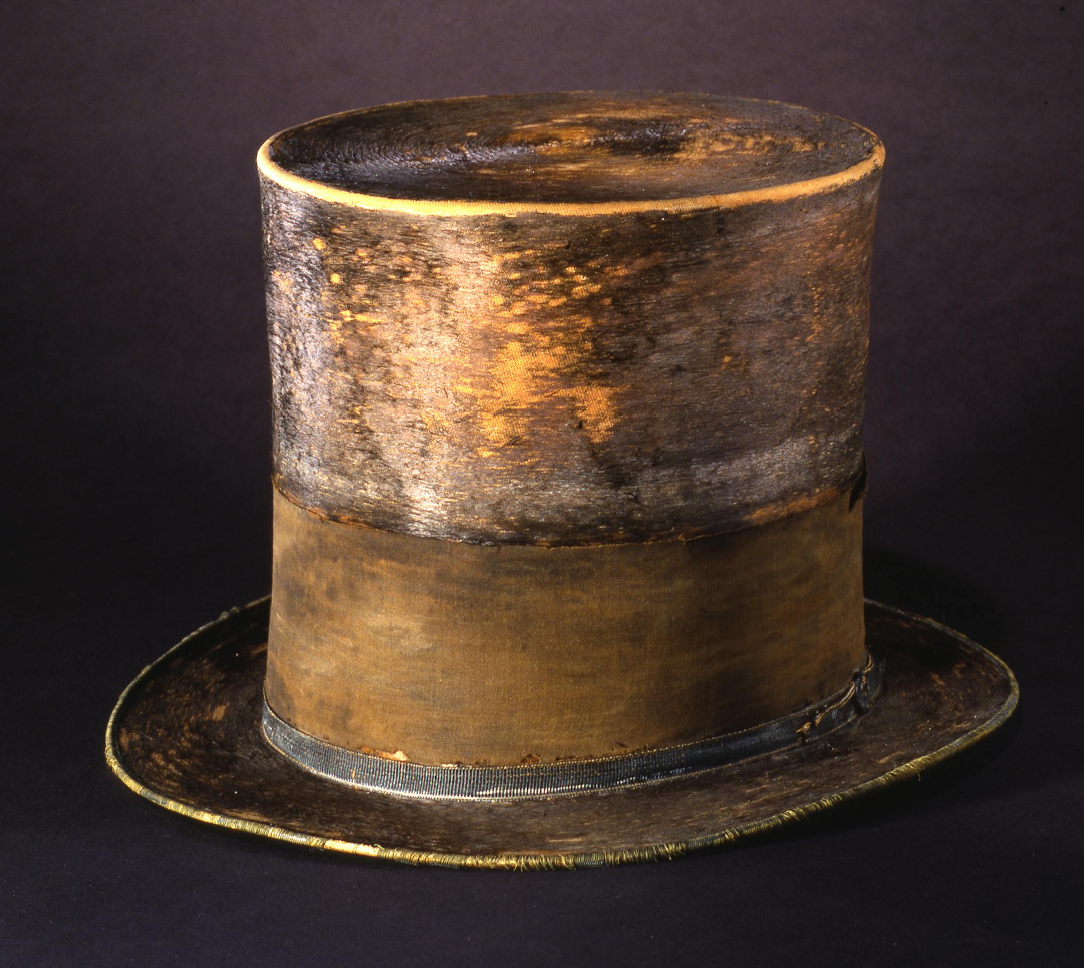 Smithsonian Collections. Lincoln's hat.