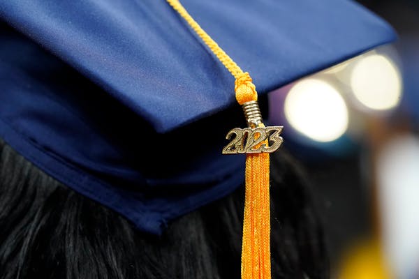 A student petition aims to push Eastern Carver County Schools to hold its graduation ceremonies in a different venue starting next year.
