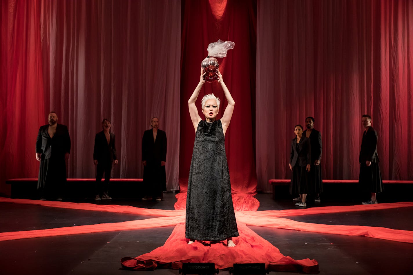 Akiko Aizawa (Agave) and the cast of the Guthrie Theater&#x2019;s presentation of SITI Company&#x2019;s production of The Bacchae. Photo by Dan Norman.