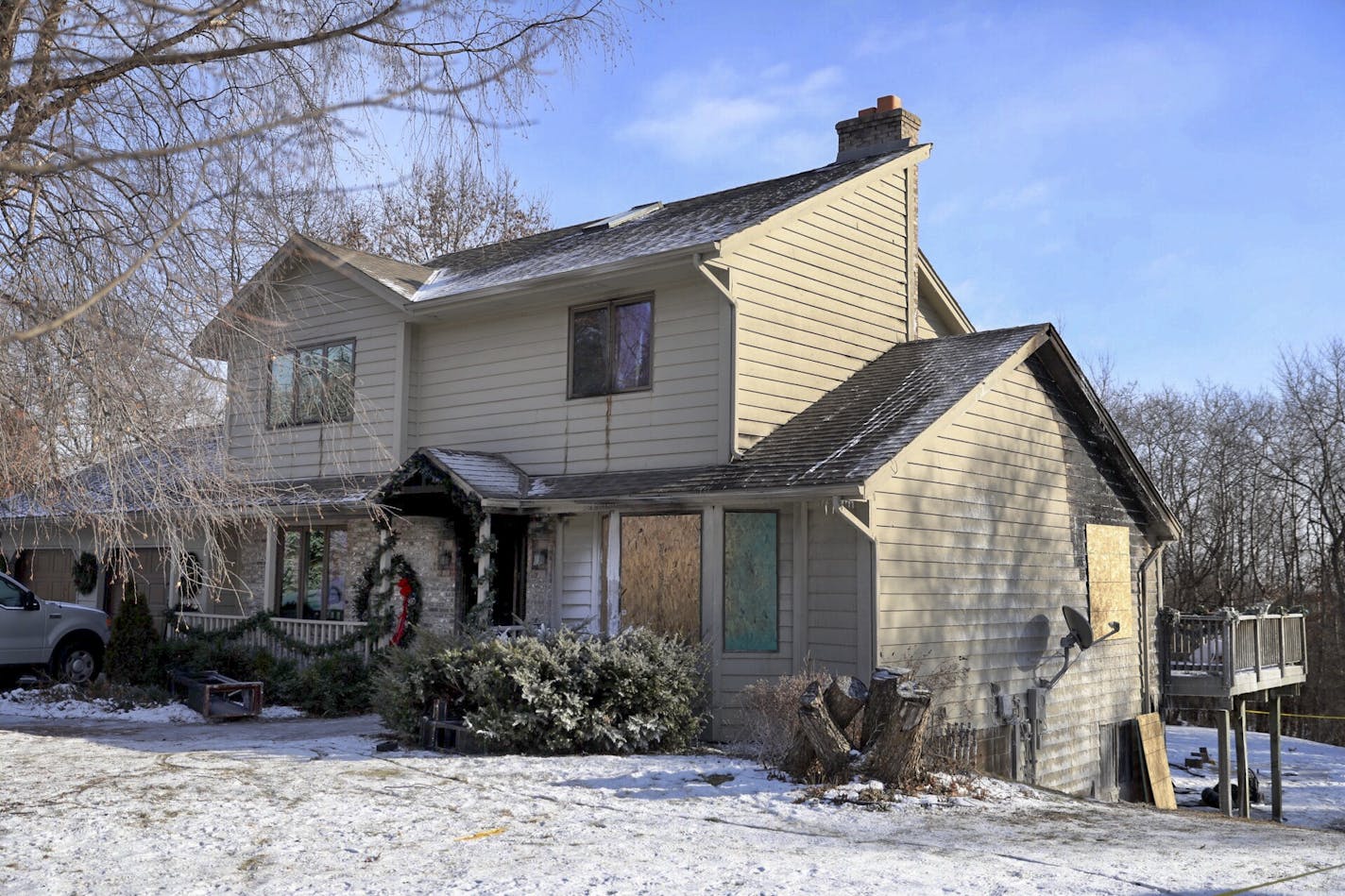 A home in the 18000 block of Jasmine Way had severe damage after a fire Tuesday morning. ] BRIAN PETERSON &#xef; brian.peterson@startribune.com
Lakeville, MN 12/19/2017