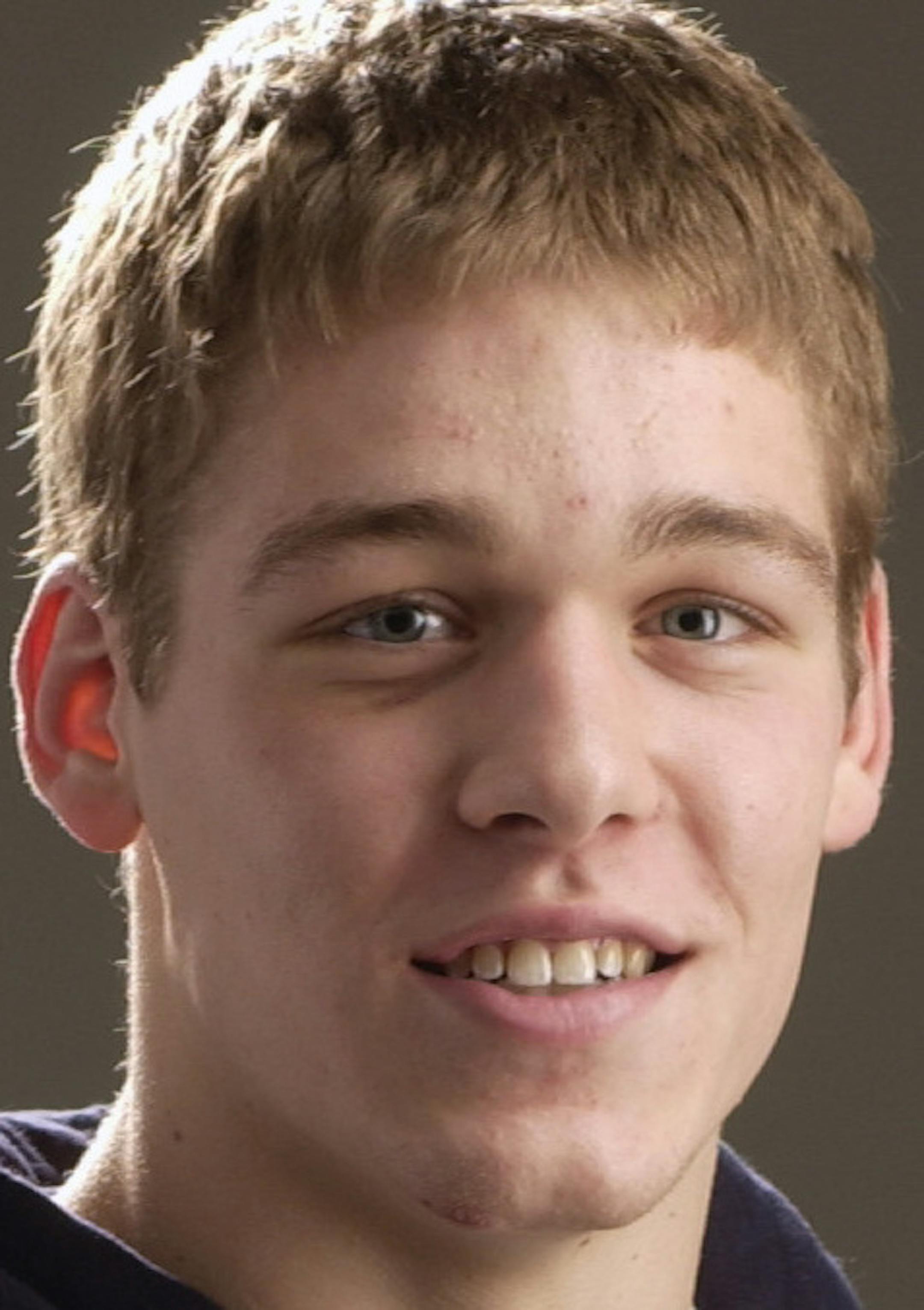 SUNDAY_01/26/03_studio - - - - - - - John Carlson (Litchfield) is a Minnesotan headed for Notre Dame following his senior year in high school. ORG XMIT: MIN2015013100435475