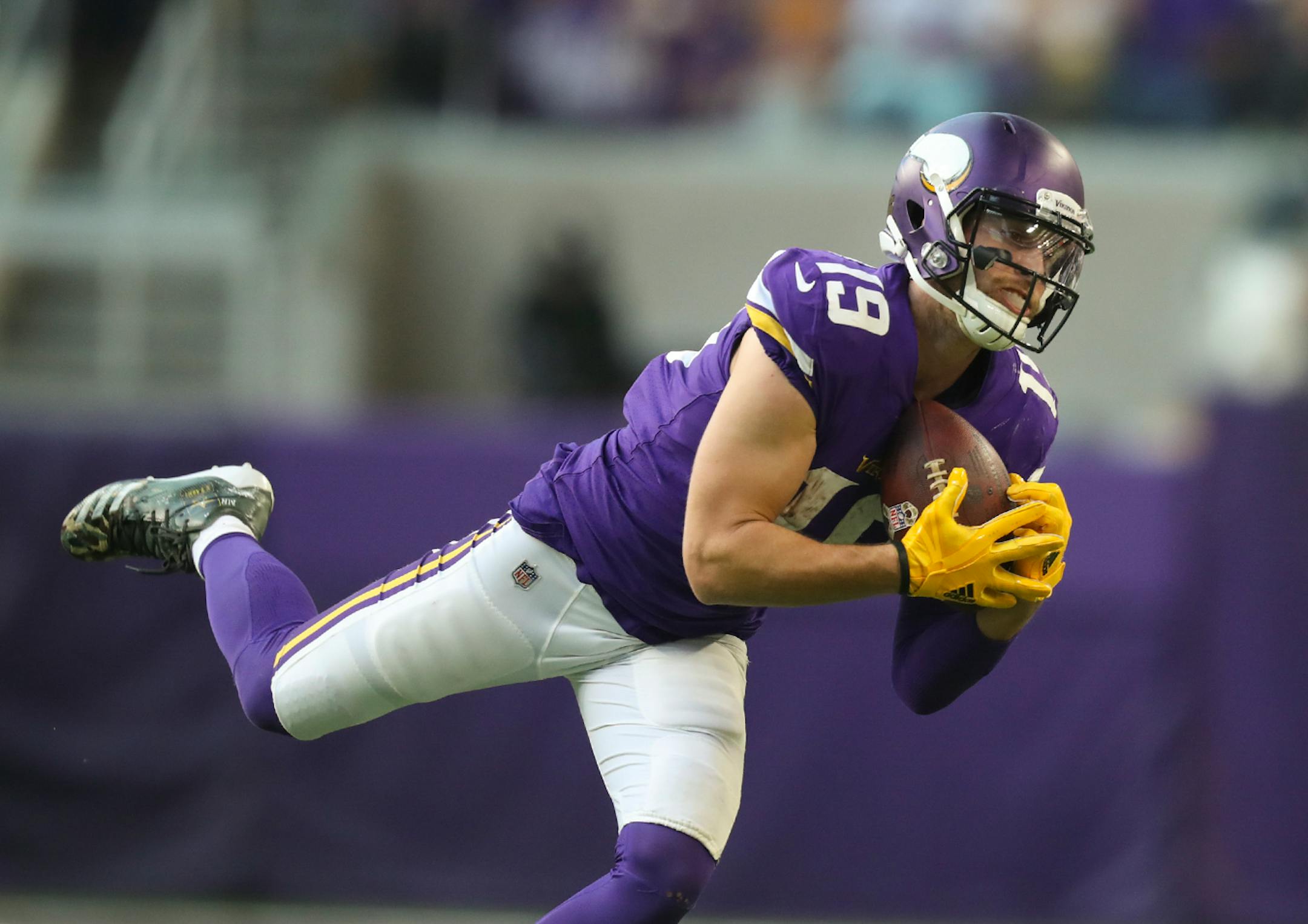 Minnesota Vikings wide receiver Adam Thielen (19) hauled in a pass for a 25 yard gain in the third quarter. The Vikings missed a field goal later in the drive.
