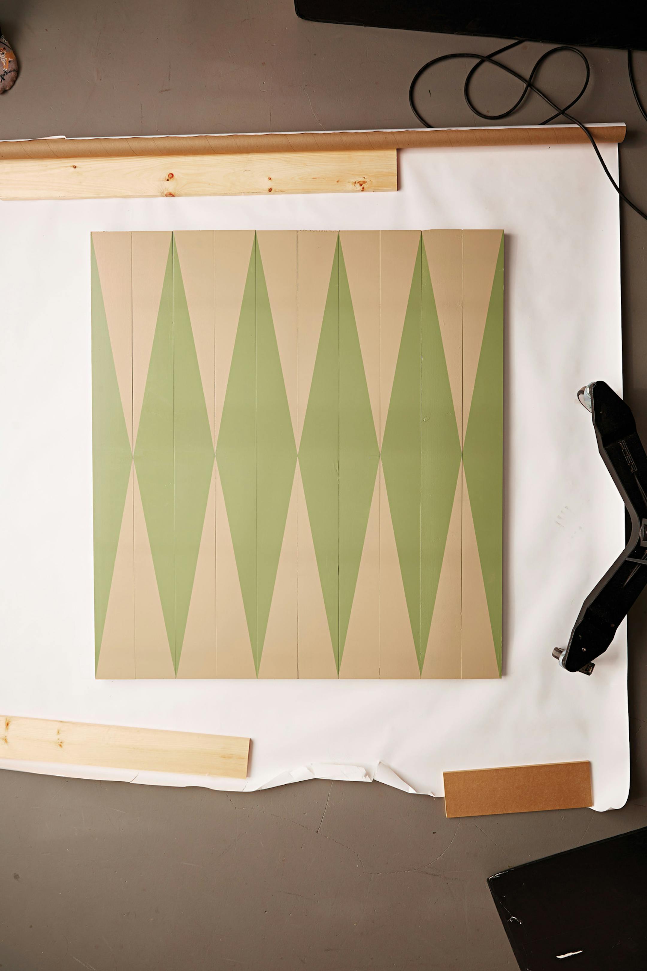 UNDATED -- BC-ASK-MARTHA-HIGHER-GROUNDS-ART-NYTSF -- Diamonds. (CREDIT: Bryan Gardner) -- ONLY FOR USE WITH ARTICLE SLUGGED -- BC-ASK-MARTHA-HIGHER-GROUNDS-ART-NYTSF -- OTHER USE PROHIBITED.