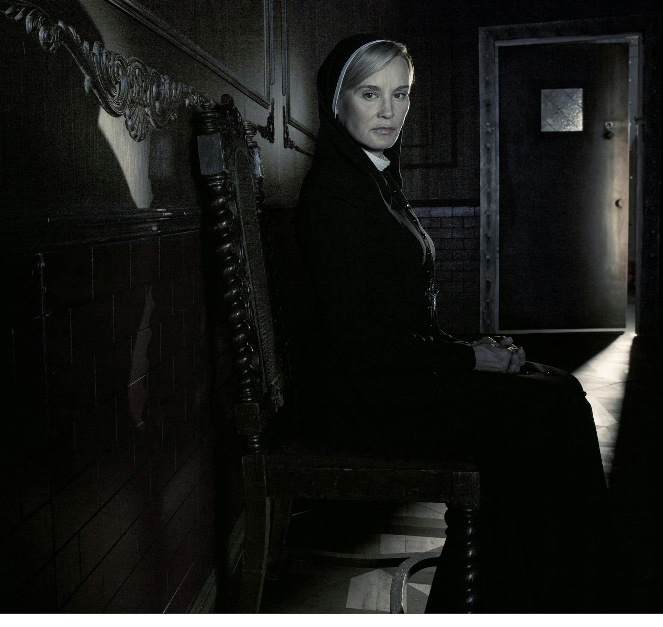 AMERICAN HORROR STORY: ASYLUM -- Pictured: Jessica Lange as Sister Jude -- CR: Frank Ockenfels/FX