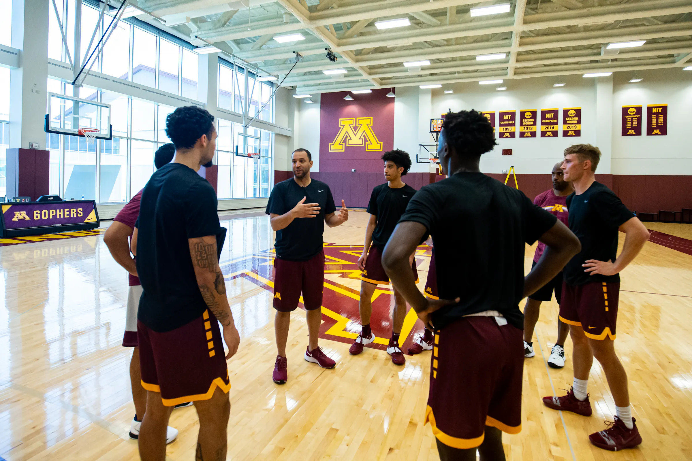 Gophers men's basketball has an all-over America team