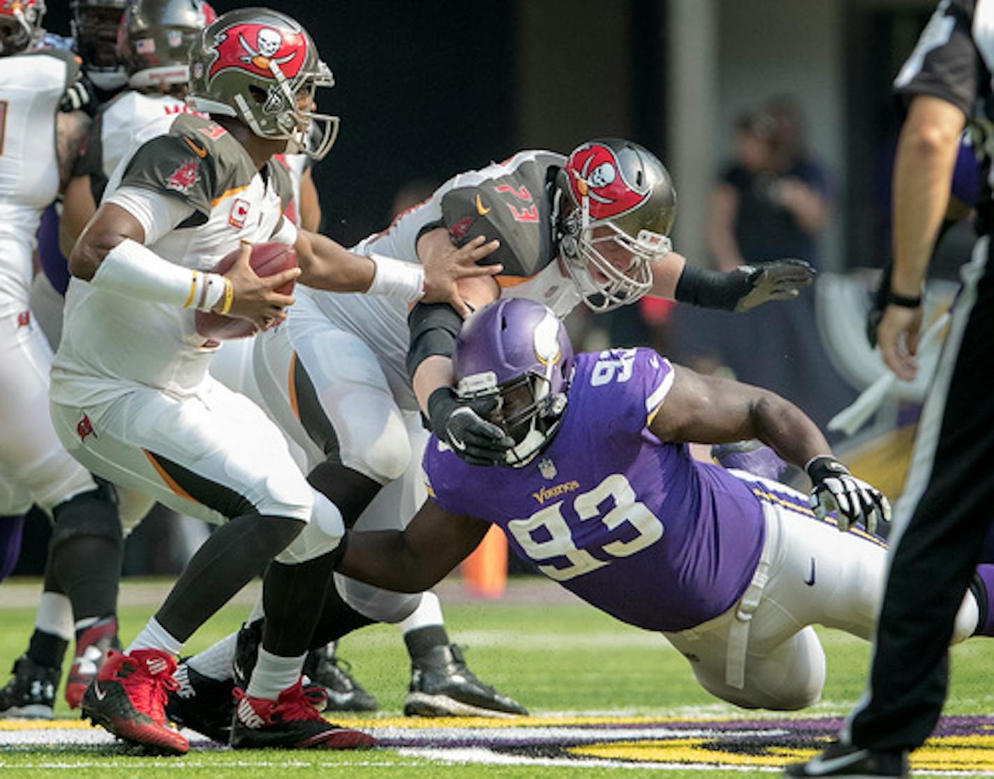 Shamar Stephen (93) sacked Tampa Bay quarterback Jameis Winston in the second quarter.