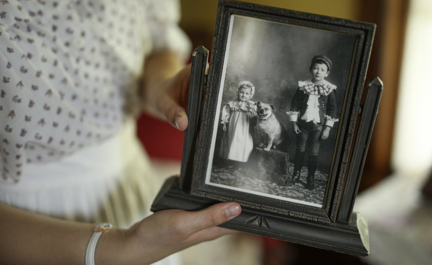 Eidem Farm, a historical homestead in Brooklyn Park, will likely get the go ahead from the city to start an $8.5 million master renovation plan. Here, a portrait of the Eidem children decorates the parlor of the Eidem homestead. ] BRIAN PETERSON &#x2022; brian.peterson@startribune.com
Brooklyn Park, MN 07/11/2018