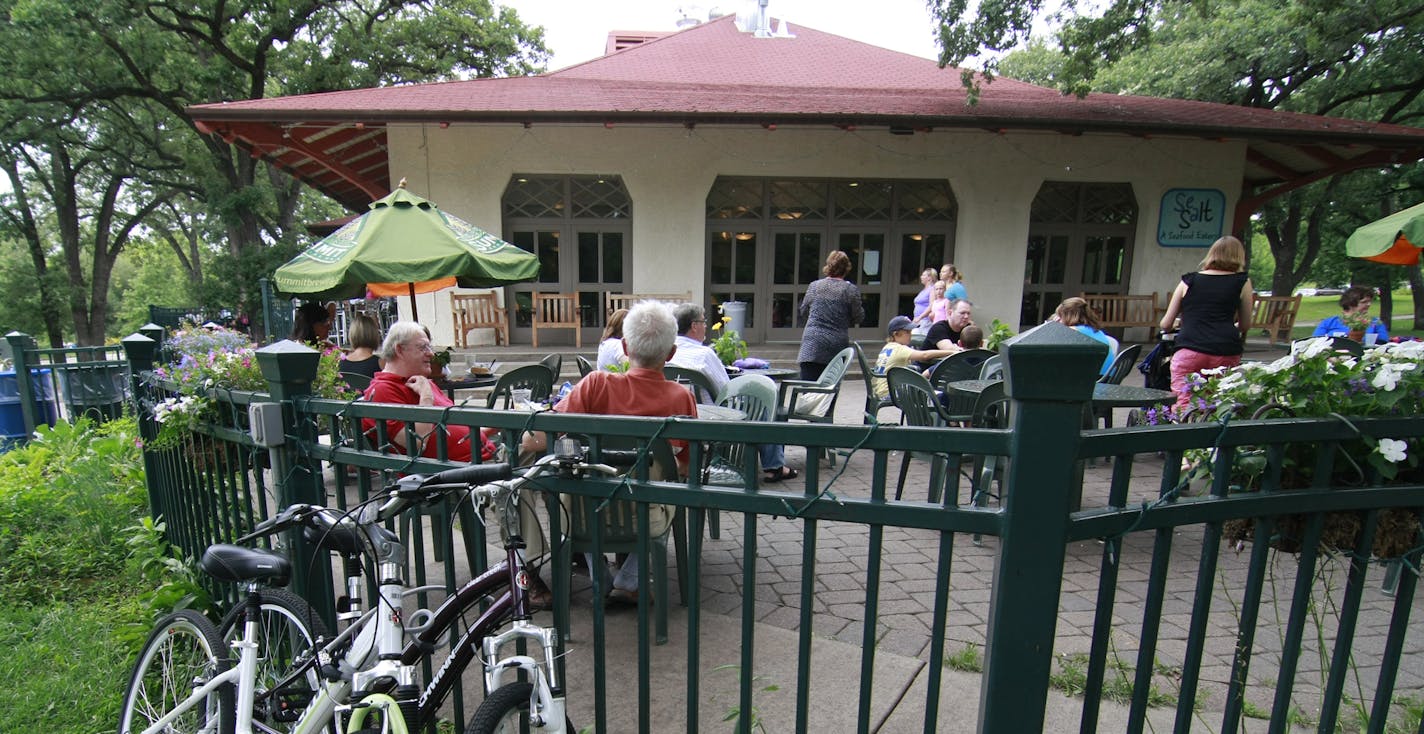 Tom Sweeney &#x2022; tsweeney@startribune.com Mpls, MN 7/19/2010 ] Exterior view of 'Sea Salt' restaurant, operates seasonally in the park building at Minnehaha Falls. ORG XMIT: MIN2014050617160279