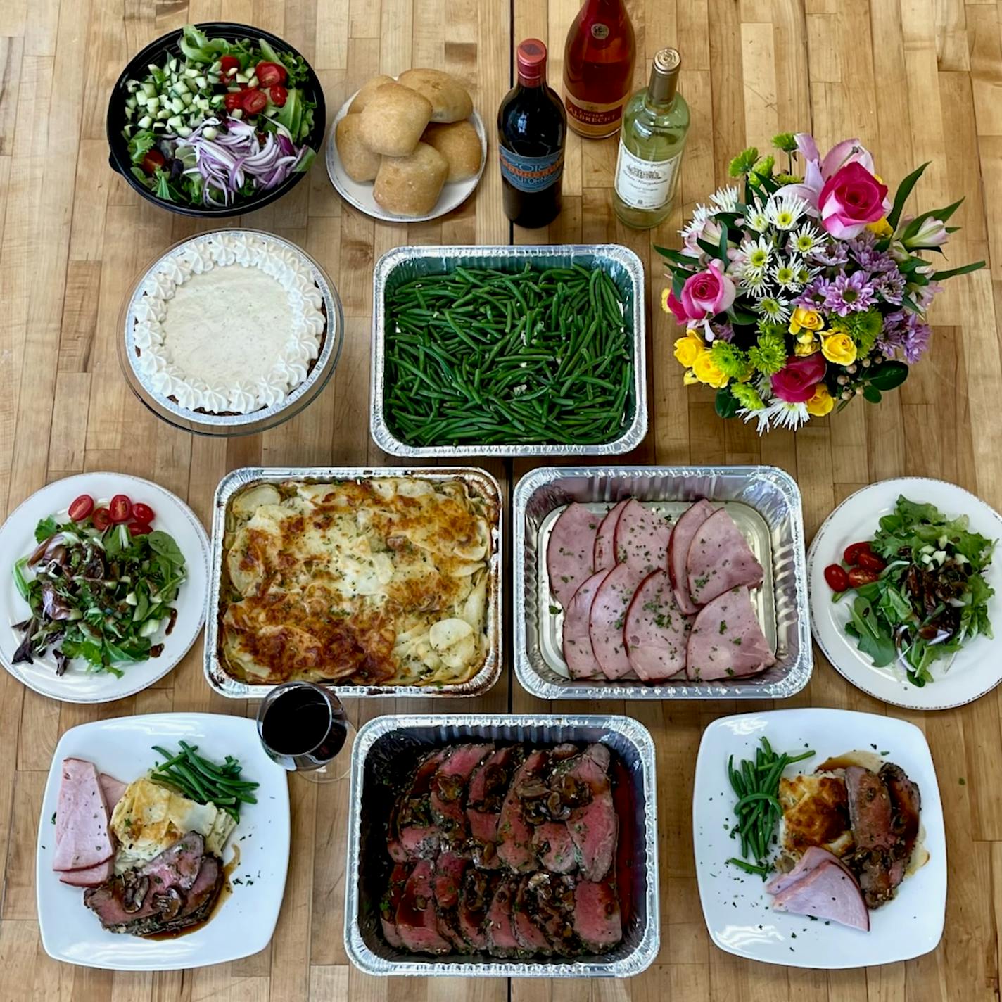 A takeout Easter meal at Mason Jar Kitchen in Eagan includes ham, potatoes, vegetables and salad.