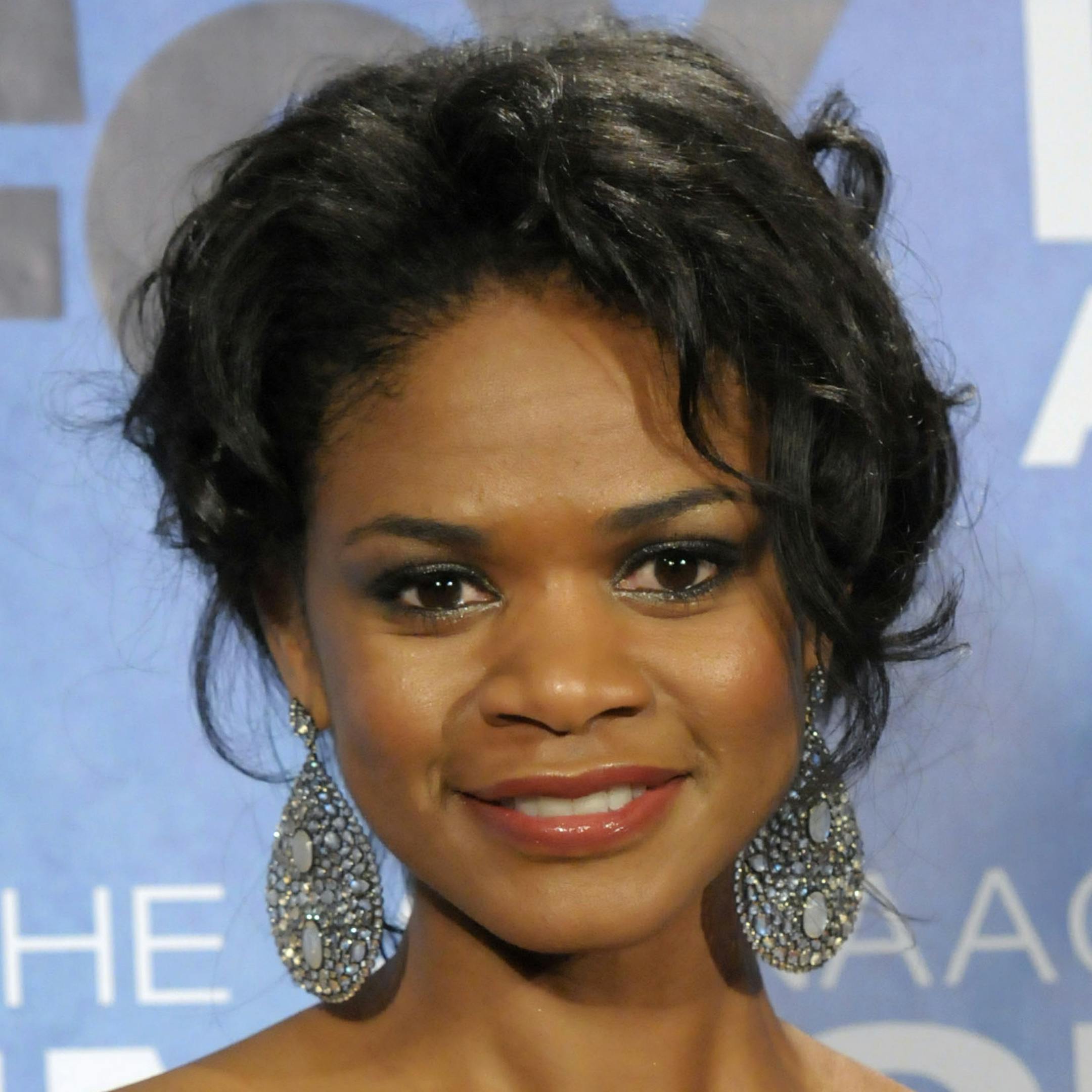 Kimberly Elise poses backstage with the award for outstanding supporting actress in a motion picture for her role in "For Colored Girls" at the 42nd NAACP Image Awards on Friday, March 4, 2011, in Los Angeles. (AP Photo/Dan Steinberg) ORG XMIT: MIN2013070310110825