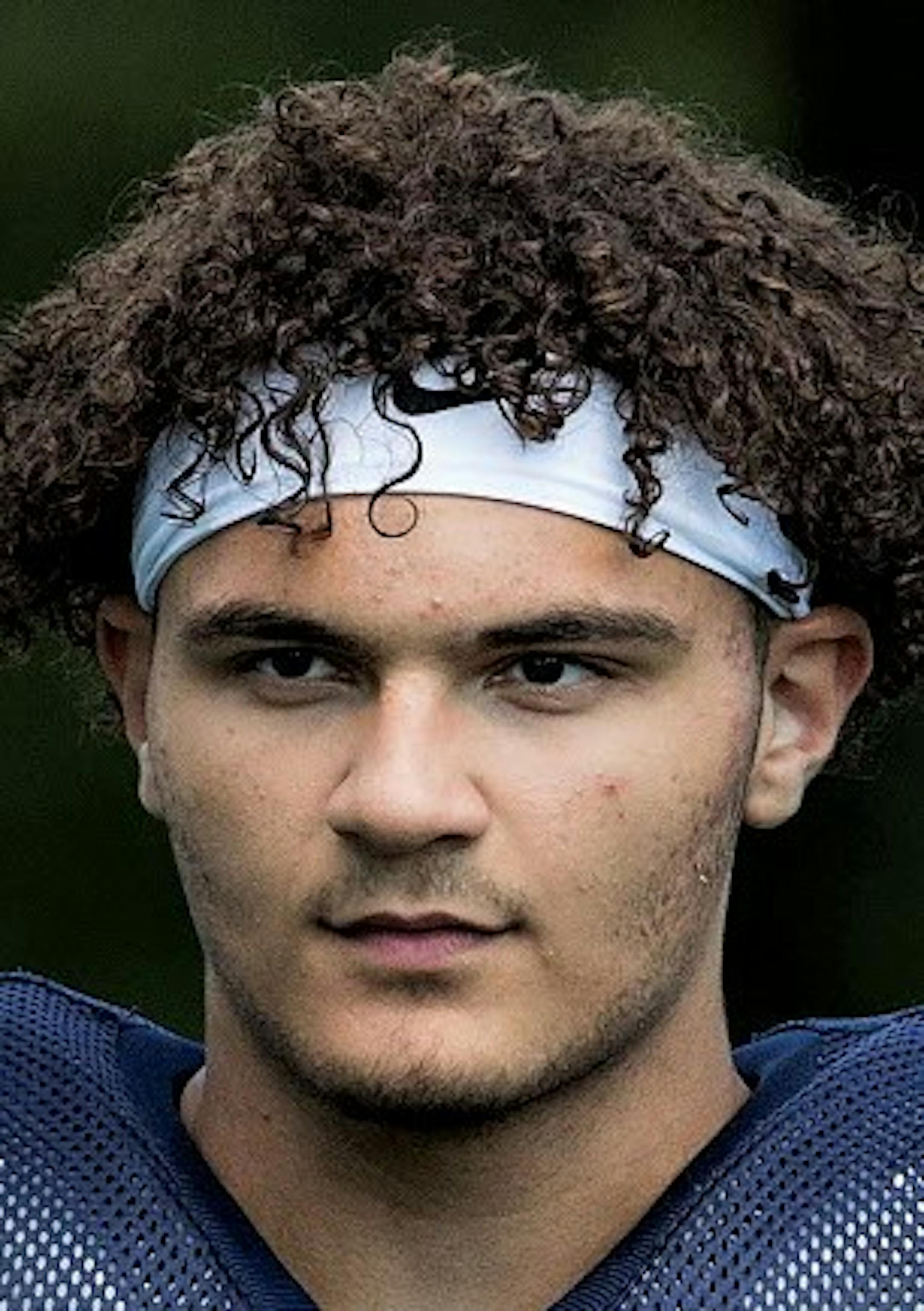Breck's David Roddy ] CARLOS GONZALEZ ï cgonzalez@startribune.com - August 23, 2017, Golden Valley, MN, Breck School / Prep Football, Amid growing sport specialization, some of the best quarterbacks this season are basketball stars, too. , Breck QB David Roddy ORG XMIT: MIN1708231935548716