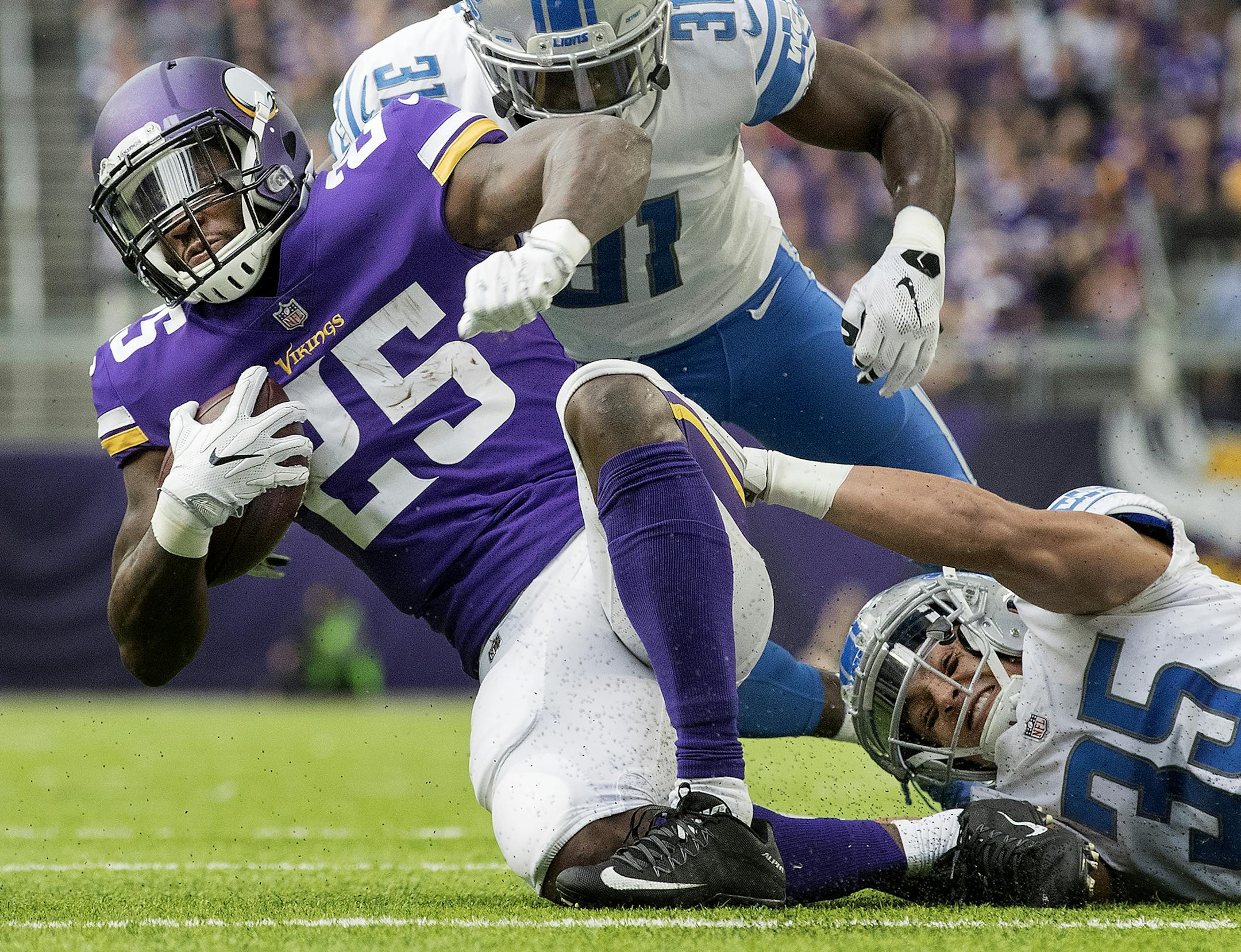 Latavius Murray has only 14 rushing attempts through the first four games, but he'll be asked to carry a heavier load with Dalvin Cook injured.