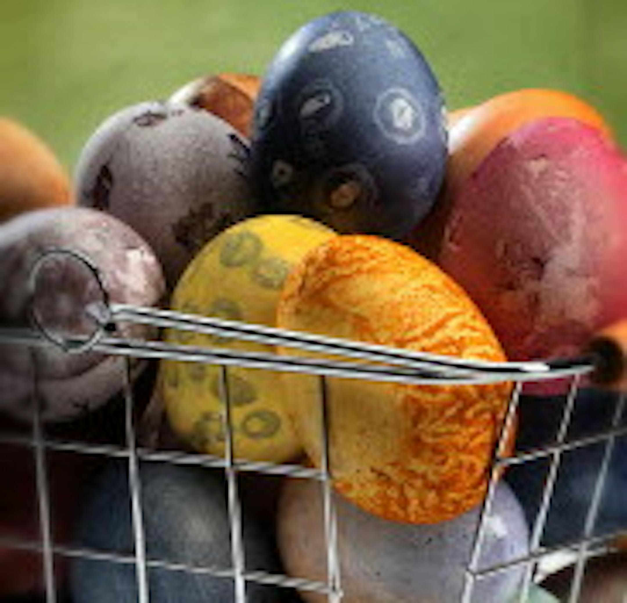 Coloring Easter eggs gets some creative support with an app from Martha Stewart.