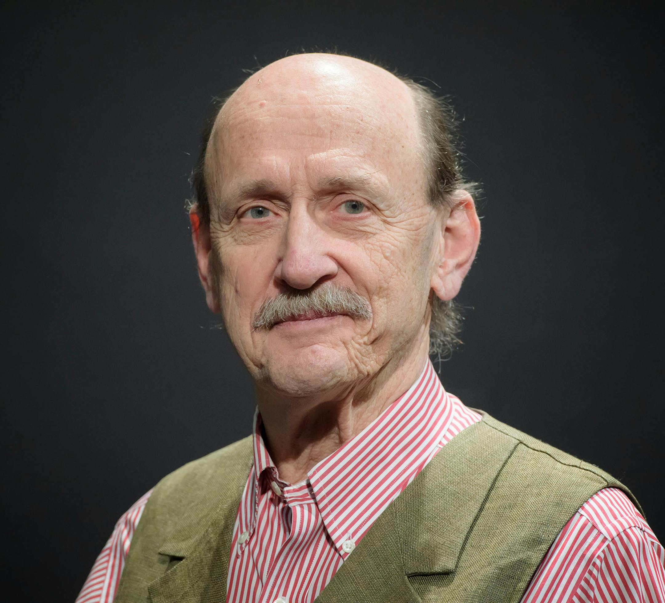 Raye Birk, played the role of Scrooge in 2005, 2006, 2007, 2008 seasons at the Guthrie.