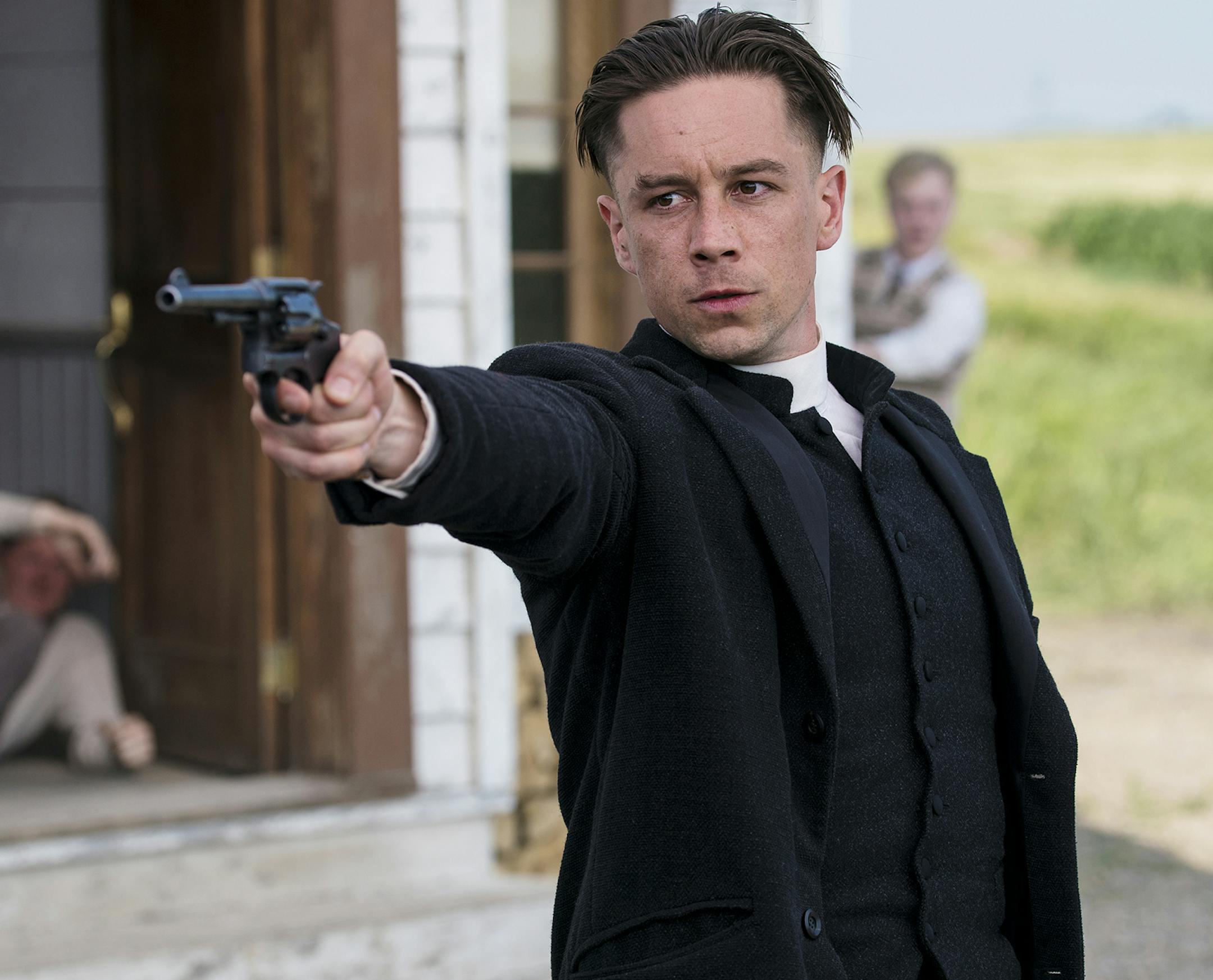 DAMNATION -- "Which Side Are You On" Episode 102 -- Pictured: Killian Scott as Seth Davenport -- (Photo by: Chris Large/USA Network) ORG XMIT: Season:1