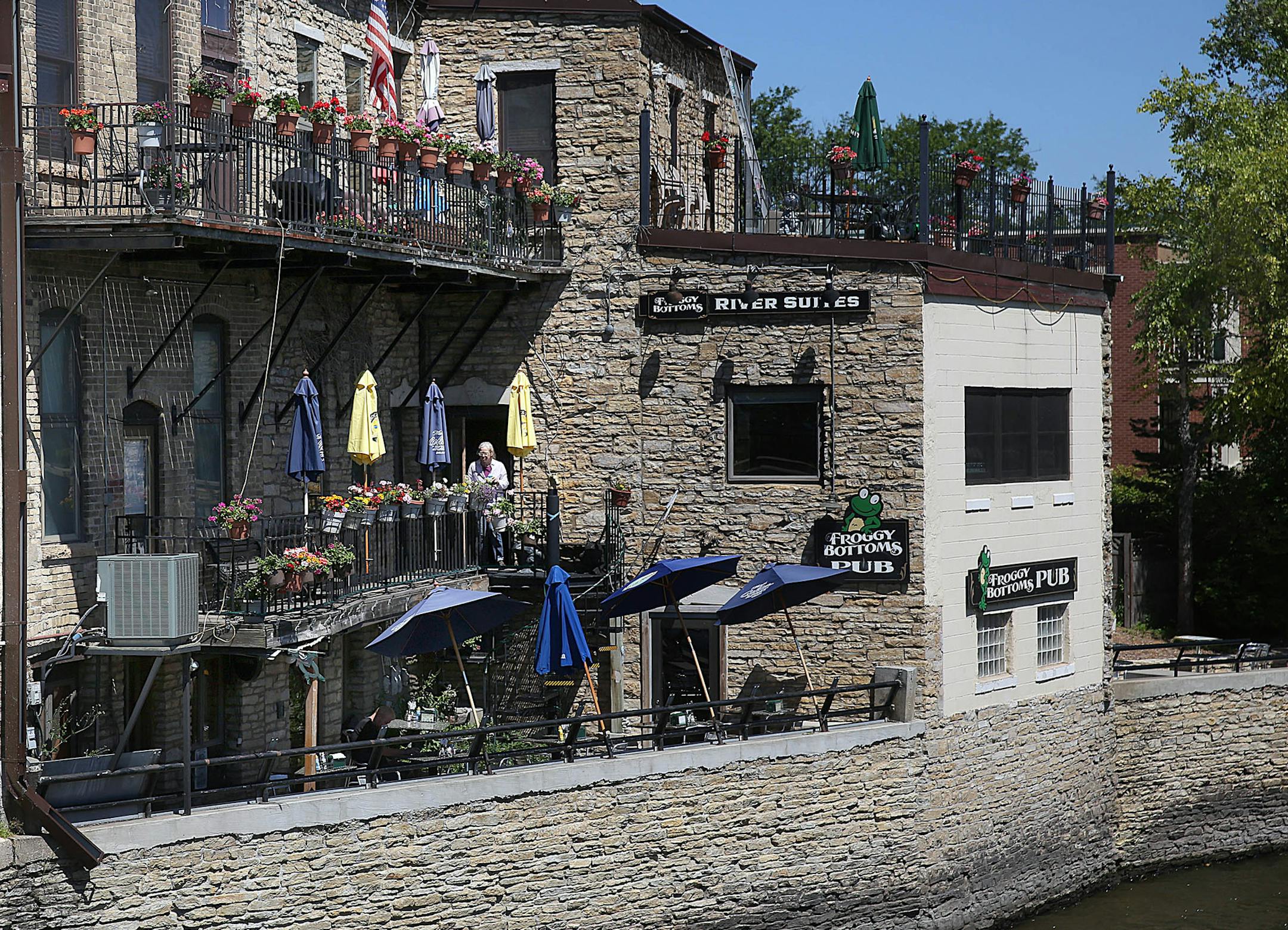 Froggy Bottoms River Pub is a popular in downtown Northfield, located along the Canon River. ] JIM GEHRZ ï james.gehrz@startribune.com / Northfield, MN / July 17, 2015 / 9:30 AM ñ BACKGROUND INFORMATION: Northfield has managed to preserve its historic downtown without turning its back on the 21st century.
