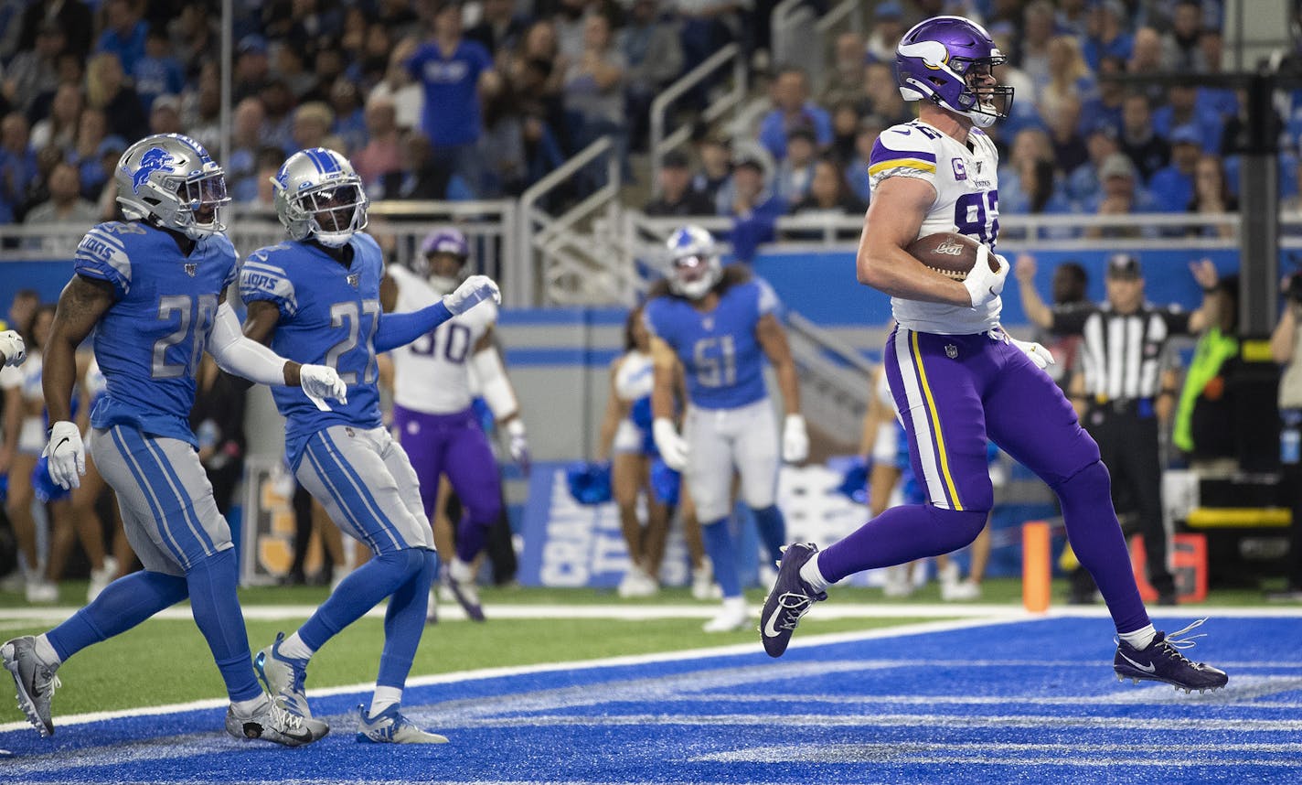 Minnesota Vikings tight end Kyle Rudolph (82) high stepped in the end zone for a 17 yard fourth quarter touchdown at Ford Field.] Jerry Holt &#x2022; Jerry.holt@startribune.com The Minnesota Vikings beat the Detroit Lions 42-30 at Ford Field Sunday Oct. 20, 2019. Detroit, MI. Jerry Holt