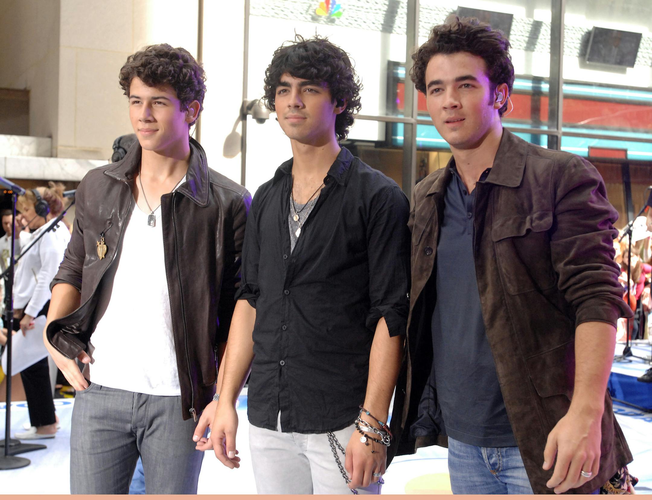 FILE - This June 19, 2009 file photo shows musicians, from left, Nick Jonas, Joe Jonas, and Kevin Jonas of the music group The Jonas Brothers on the NBC "Today" television program in New York. The band announced Tuesday, Oct. 19, 2013, they're ending their highly successful run. The news comes after the brothers abruptly canceled their tour over creative differences earlier this month. (AP Photo/Peter Kramer, File)