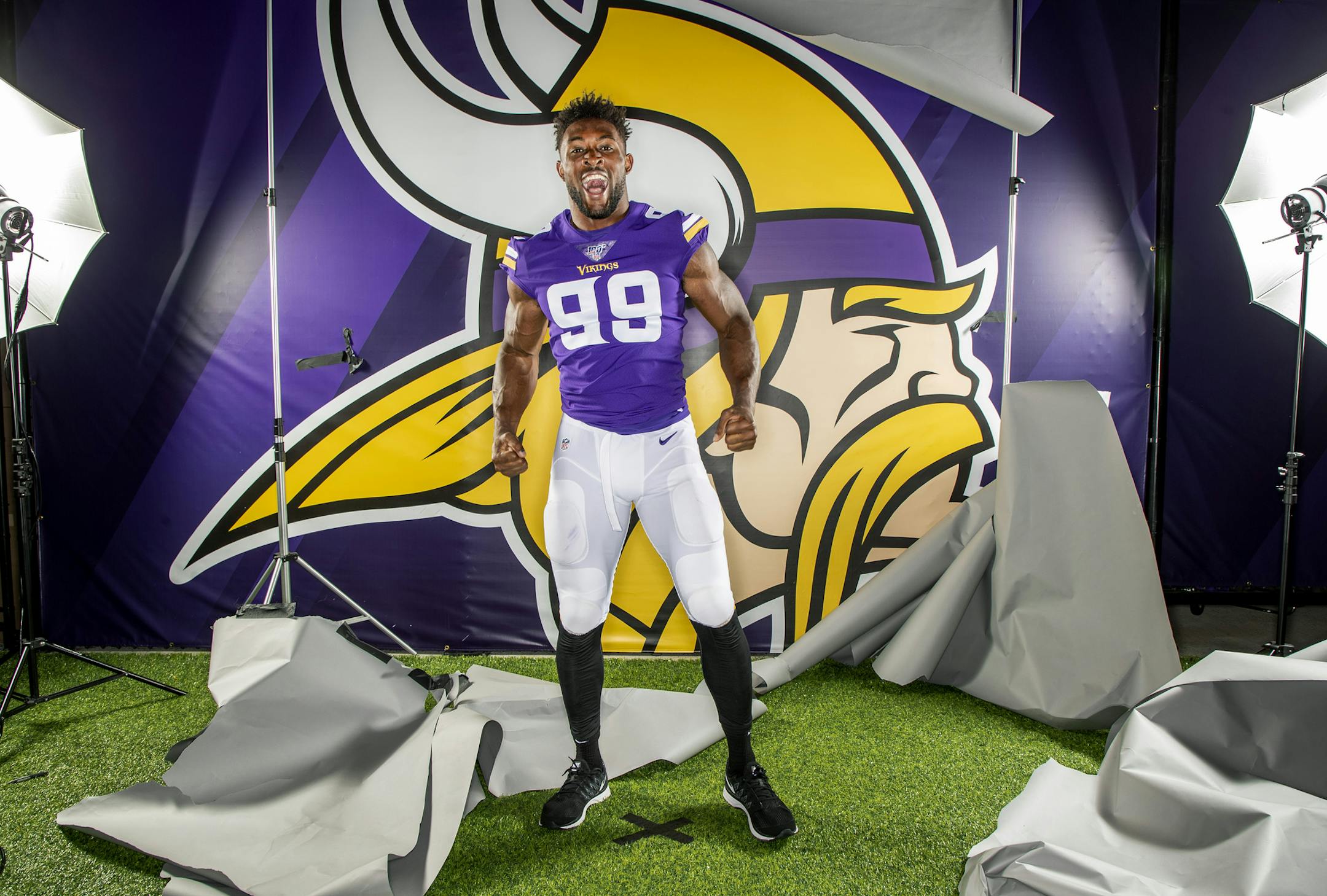 Minnesota Vikings' Danielle Hunter. ] CARLOS GONZALEZ • cgonzalez@startribune.com – Eagan, MN – August 21, 2019, TCO Performance Center, NFL, Minnesota Vikings