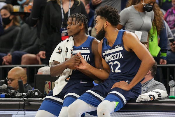 Offense is still work in progress as Wolves' 'Big Three' sort things out