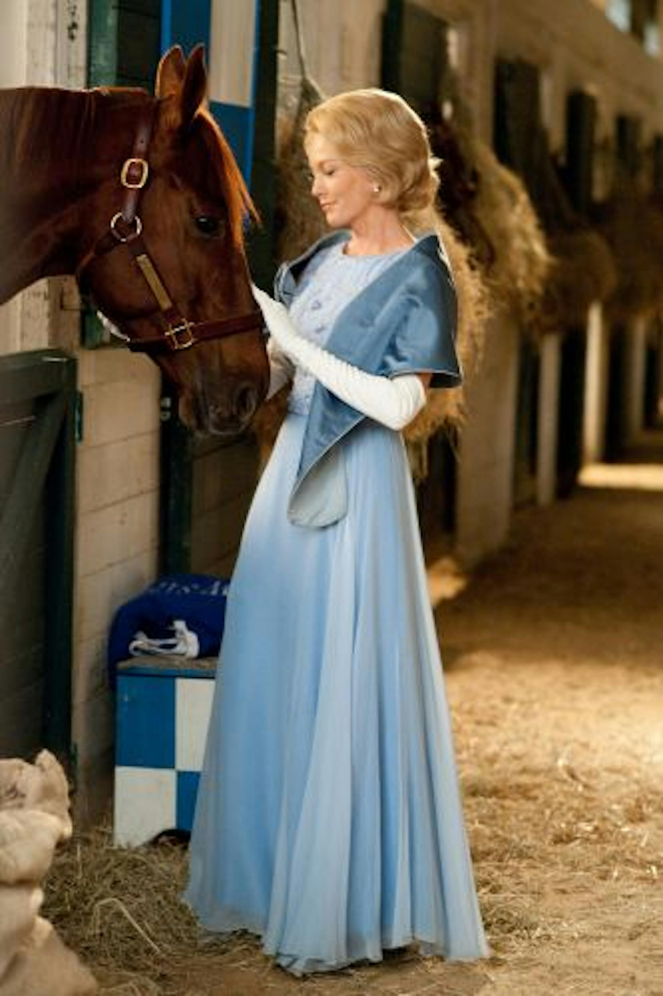 Diane Lane stars in "Secretariat"