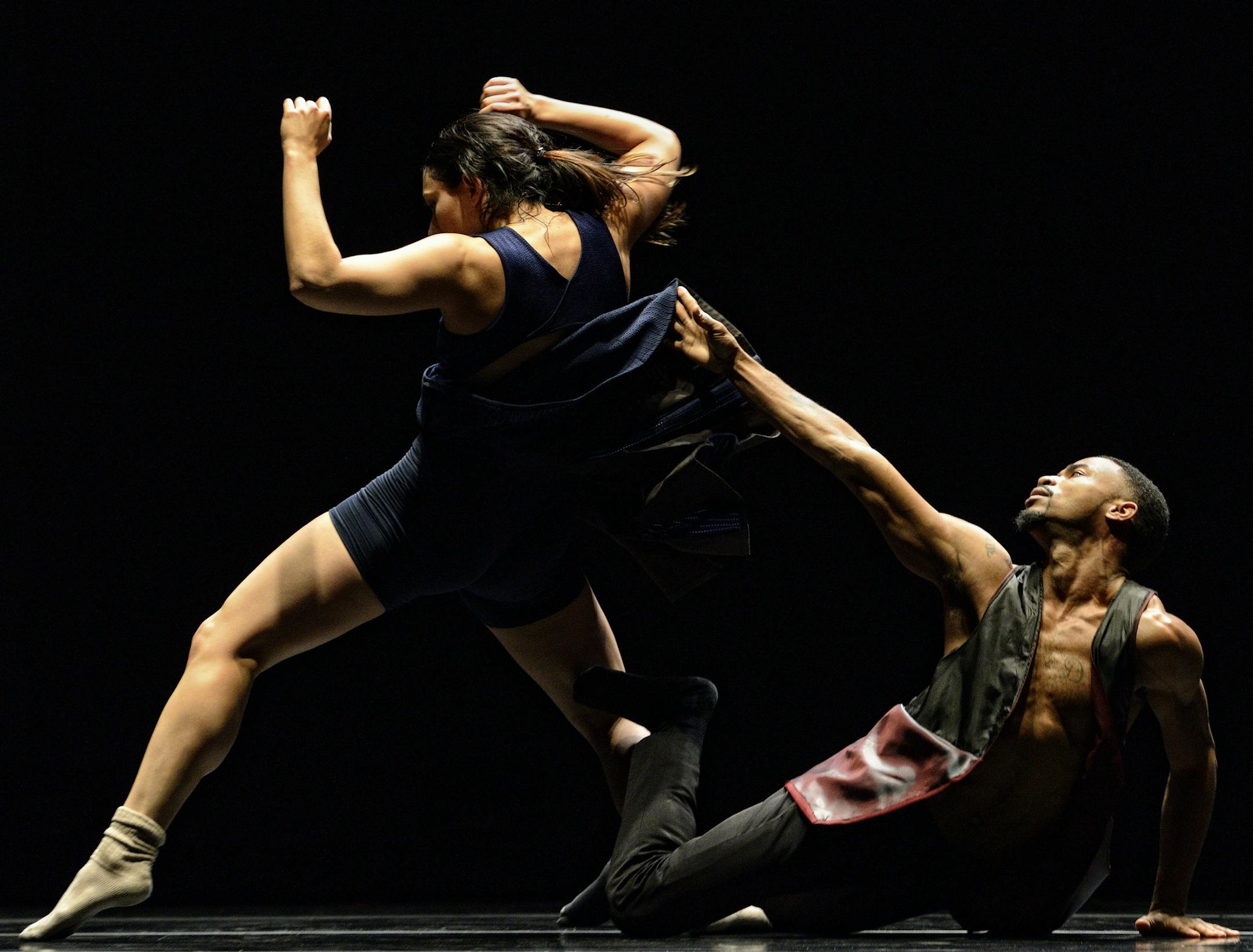 Elayna Waxse and Darwin Black in TU Dance's "Footprint," choreographed by Gioconda Barbuto. (Photo: Michael Slobodian)