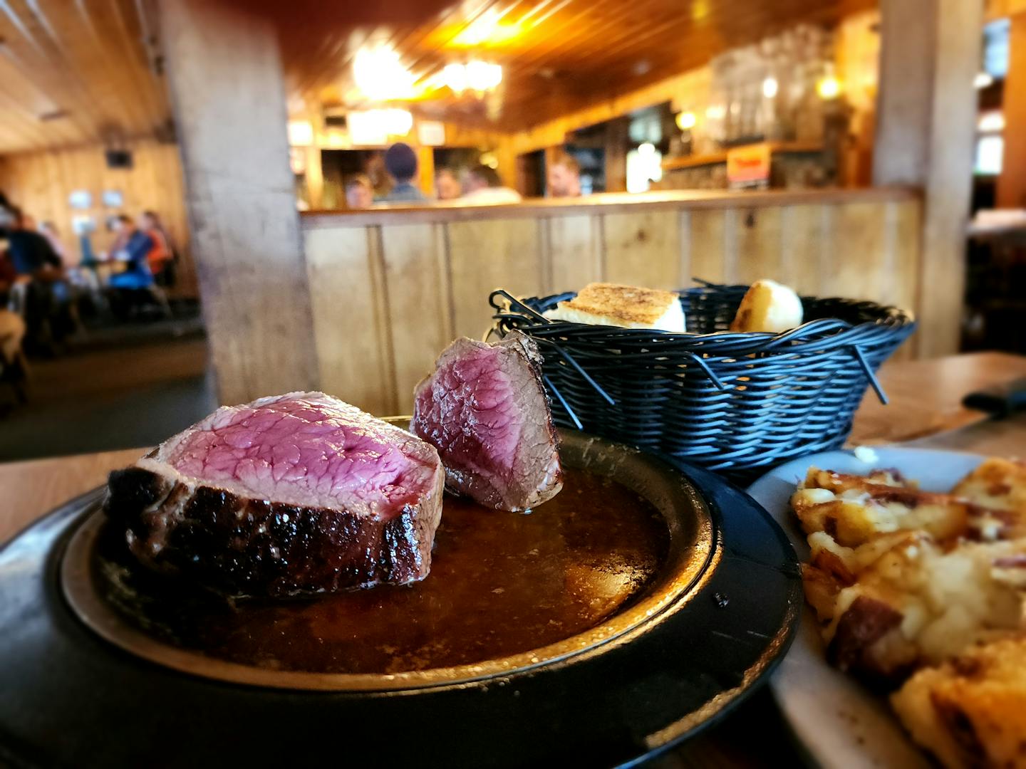 The 'special sirloin' at Lindey's, an Arden Hills classic