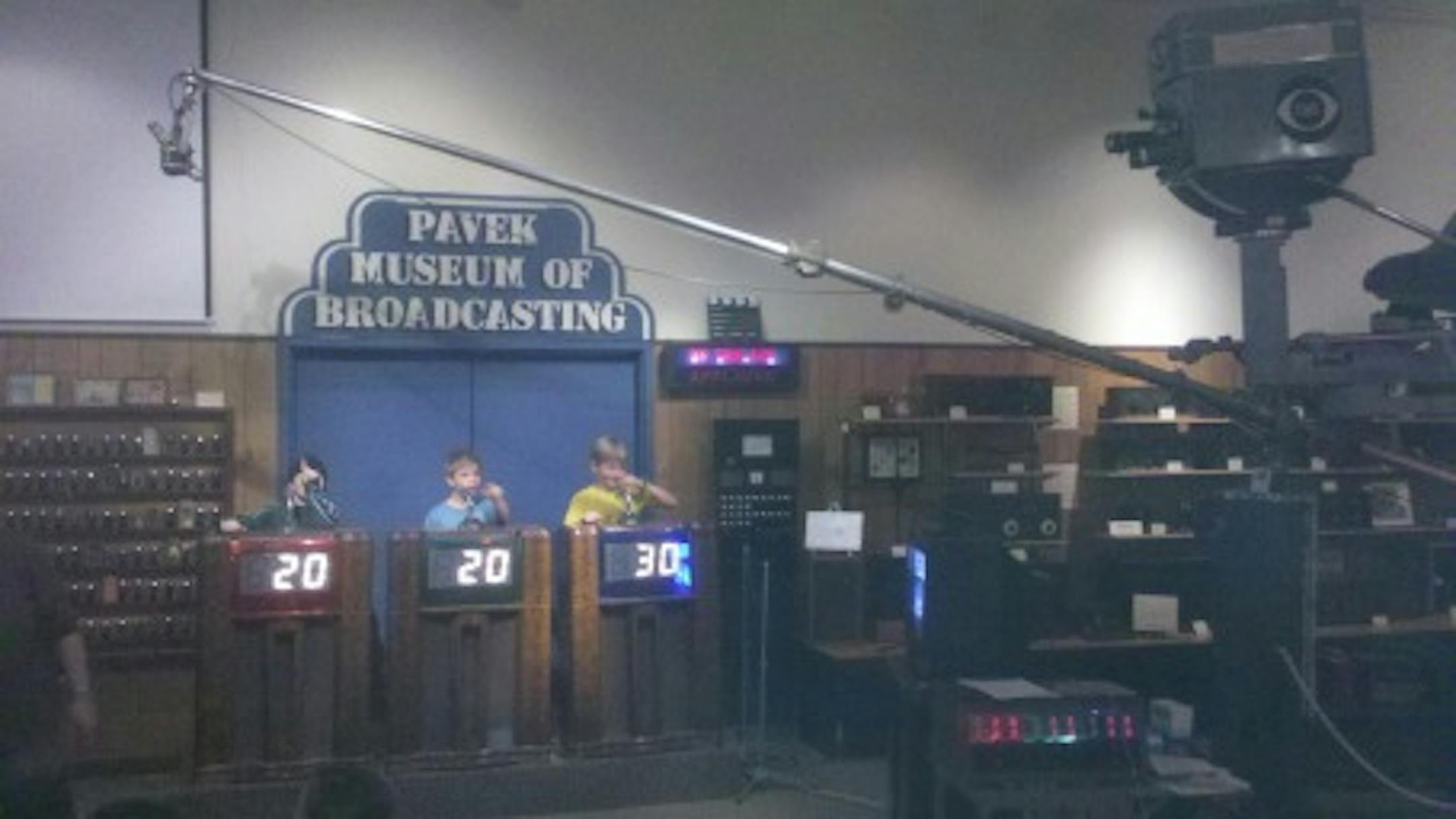 A Quiz Show at the Pavek