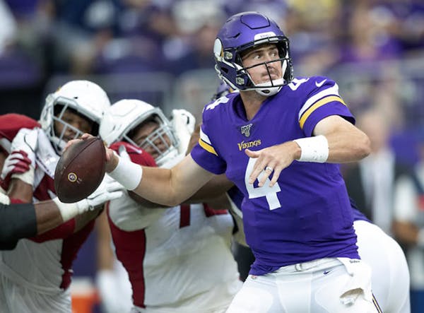 The Vikings added quarterback Sean Mannion to the active roster from the practice squad on Tuesday.